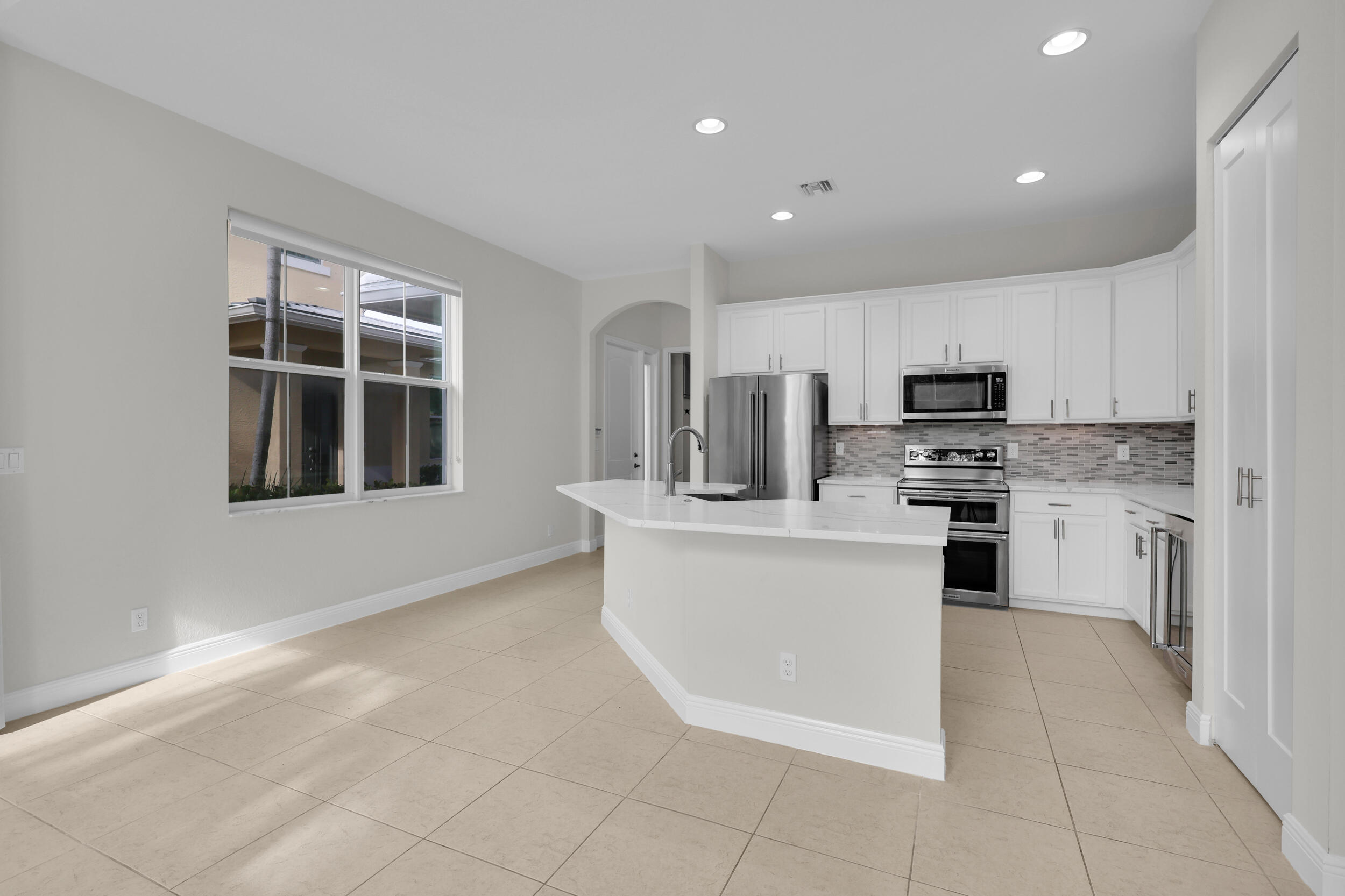 SOUTHAMPTON - Residential