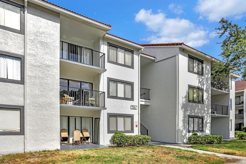 VISCONTI CONDO - Residential