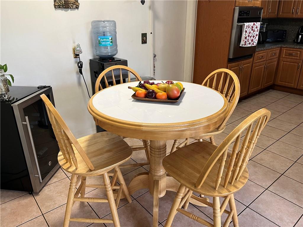 Hollywood Hills 6-22 B - Residential