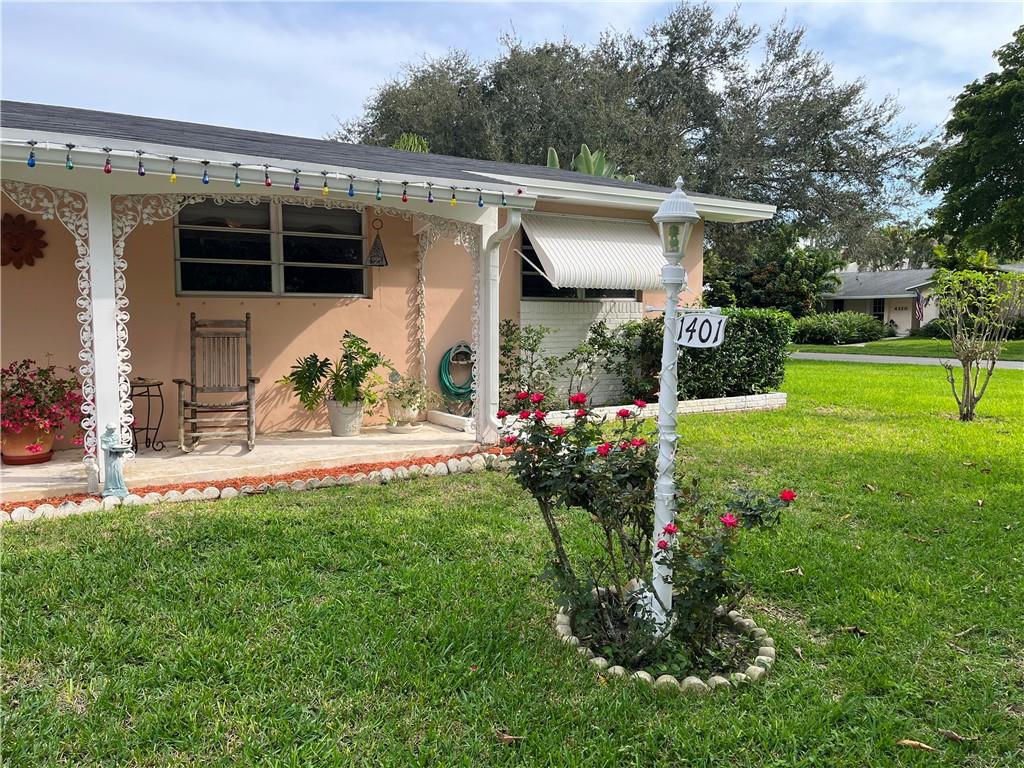 Hollywood Hills 6-22 B - Residential
