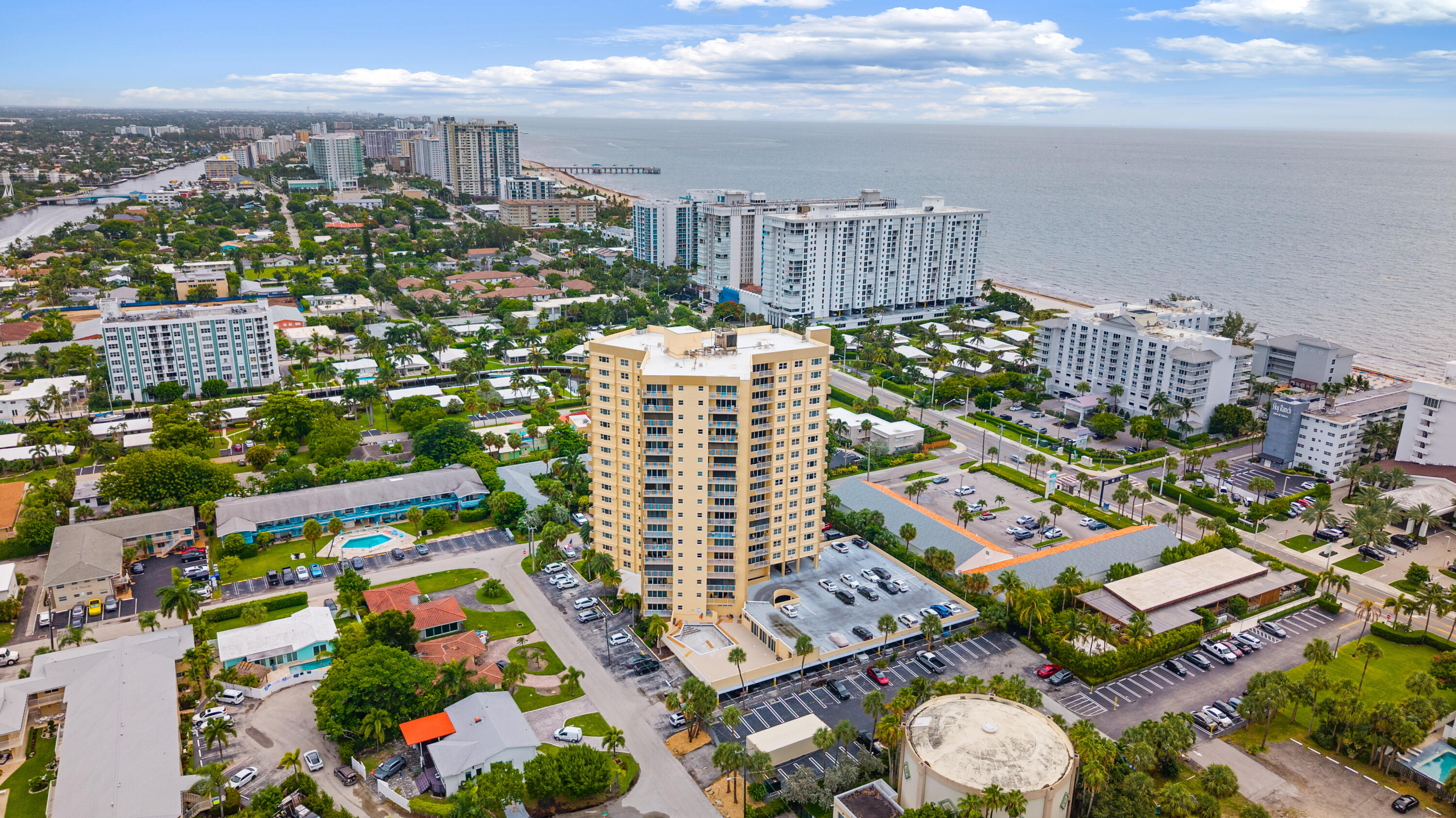 ARISTOCRAT OCEAN AND LAKEVIEW CONDOMINIUM - Residential