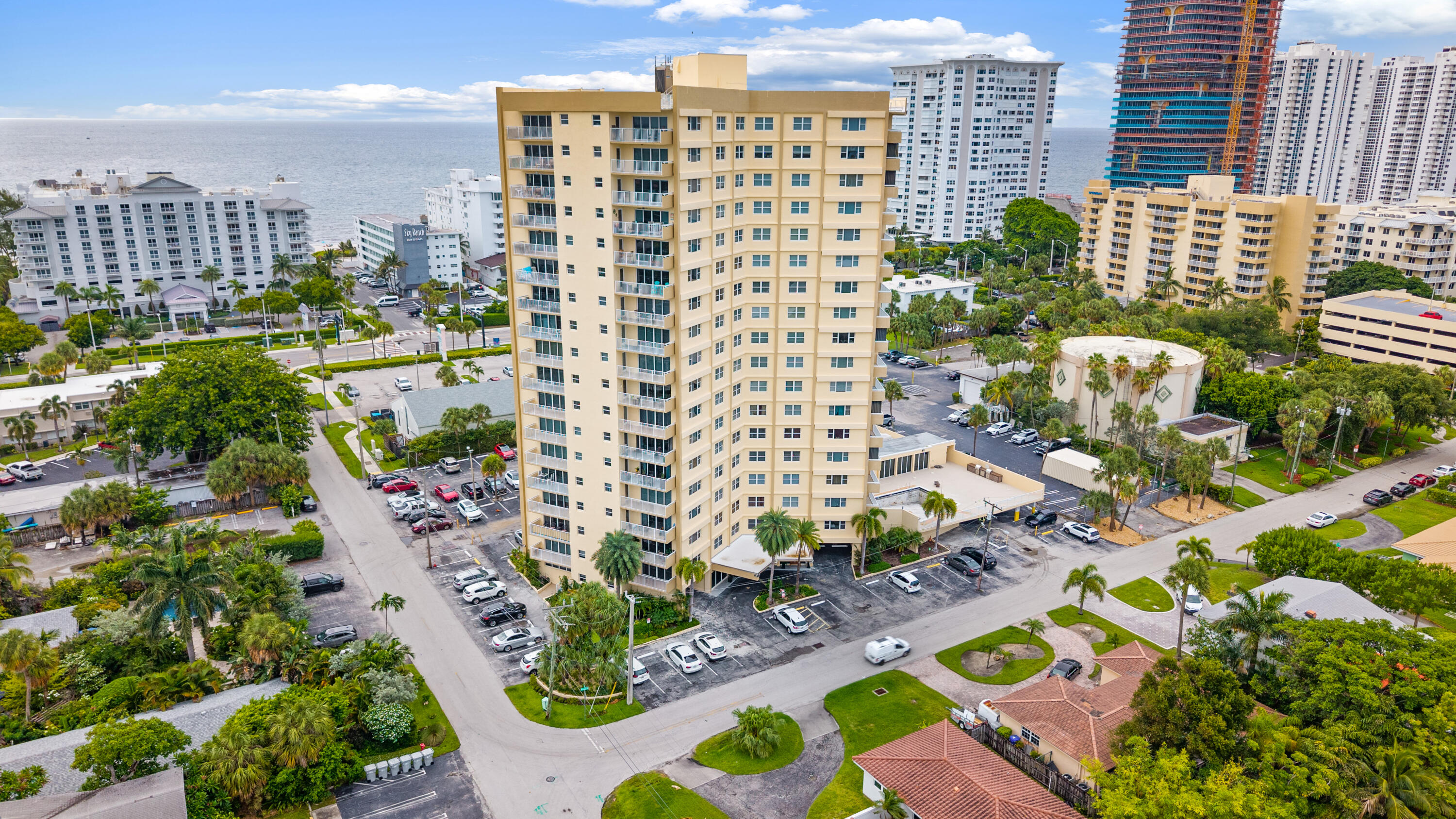 ARISTOCRAT OCEAN AND LAKEVIEW CONDOMINIUM - Residential