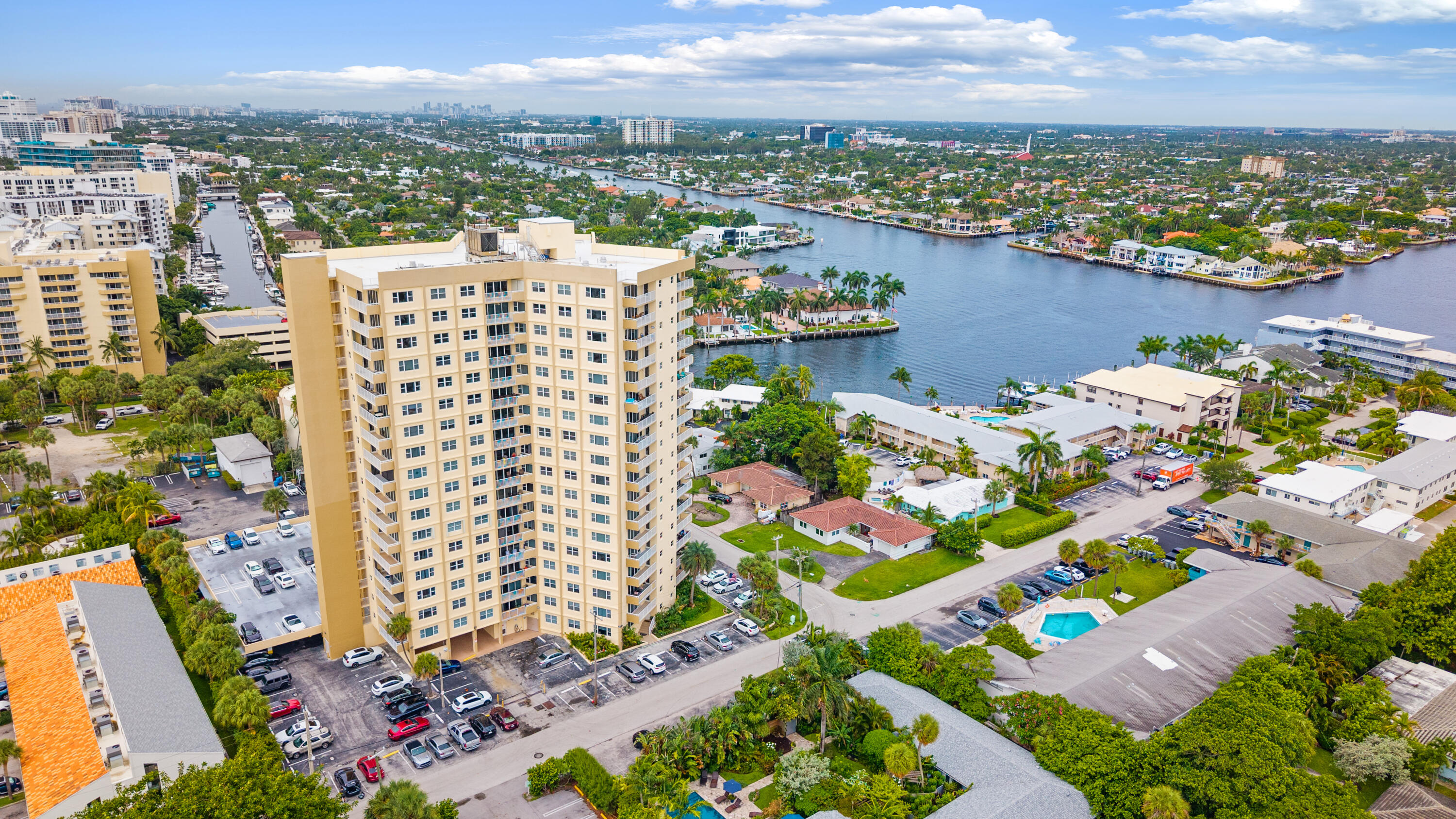 ARISTOCRAT OCEAN AND LAKEVIEW CONDOMINIUM - Residential