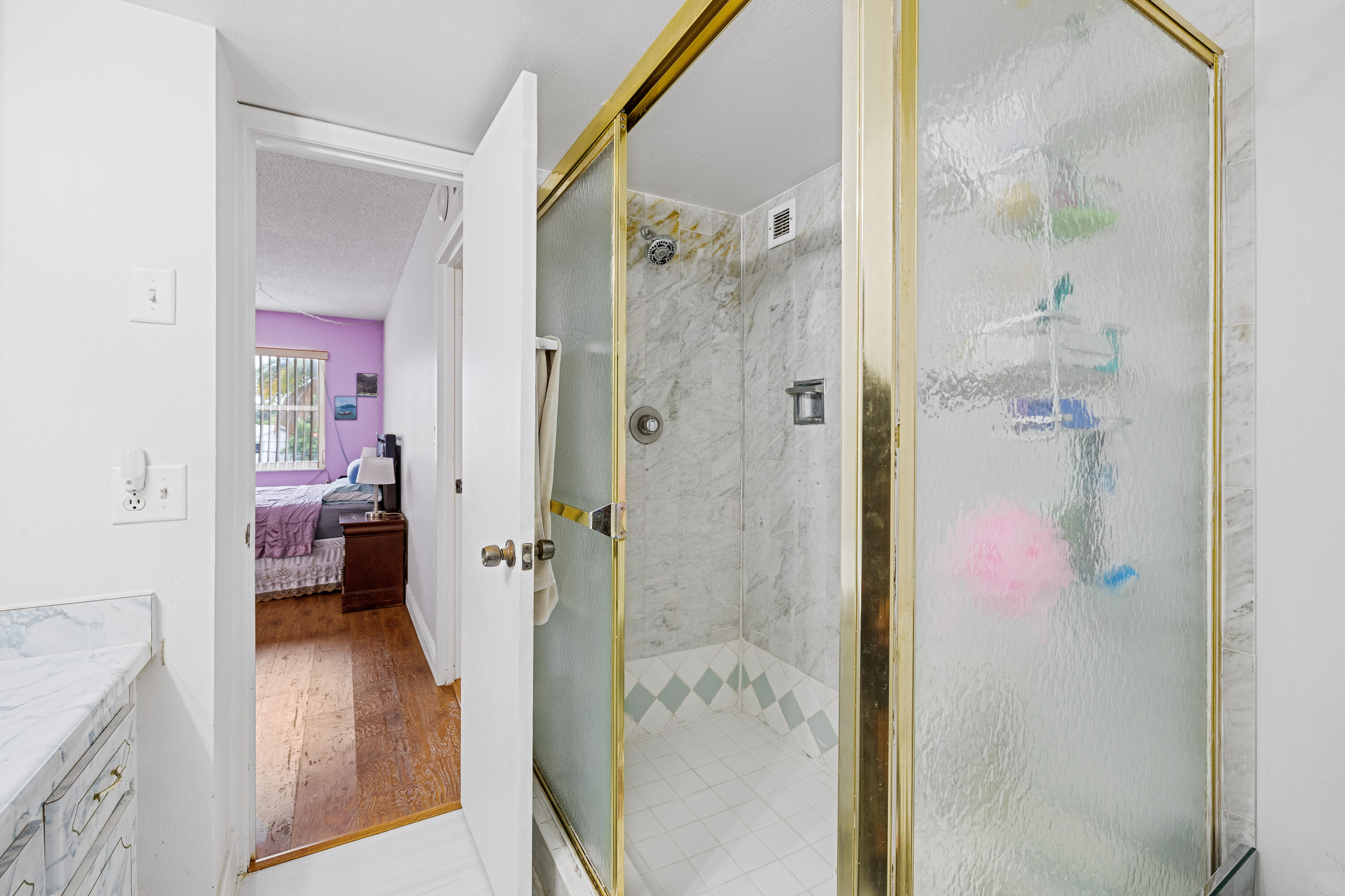 ARISTOCRAT OCEAN AND LAKEVIEW CONDOMINIUM - Residential