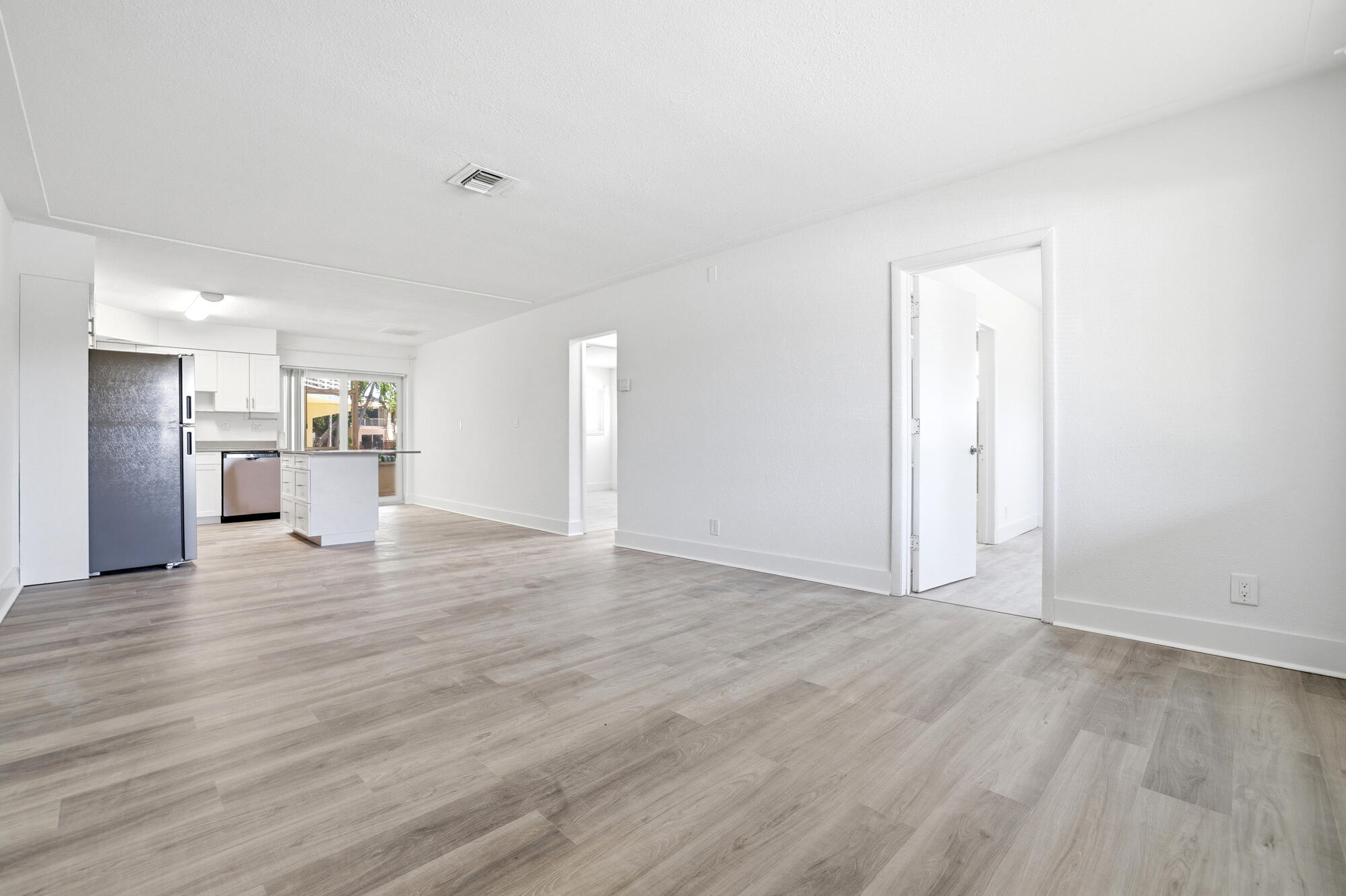 CYPRESS COVE - Residential Lease