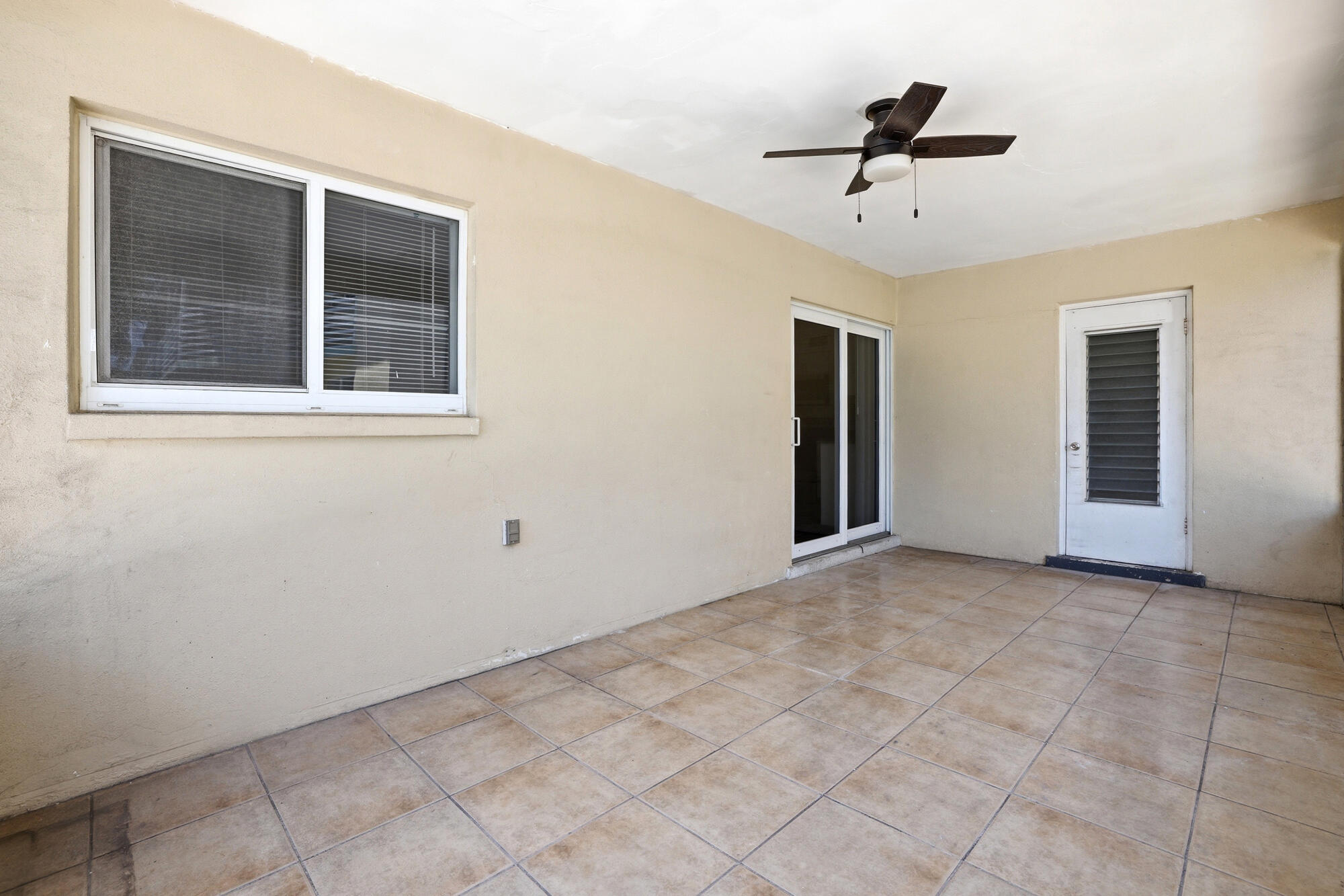 CYPRESS COVE - Residential Lease