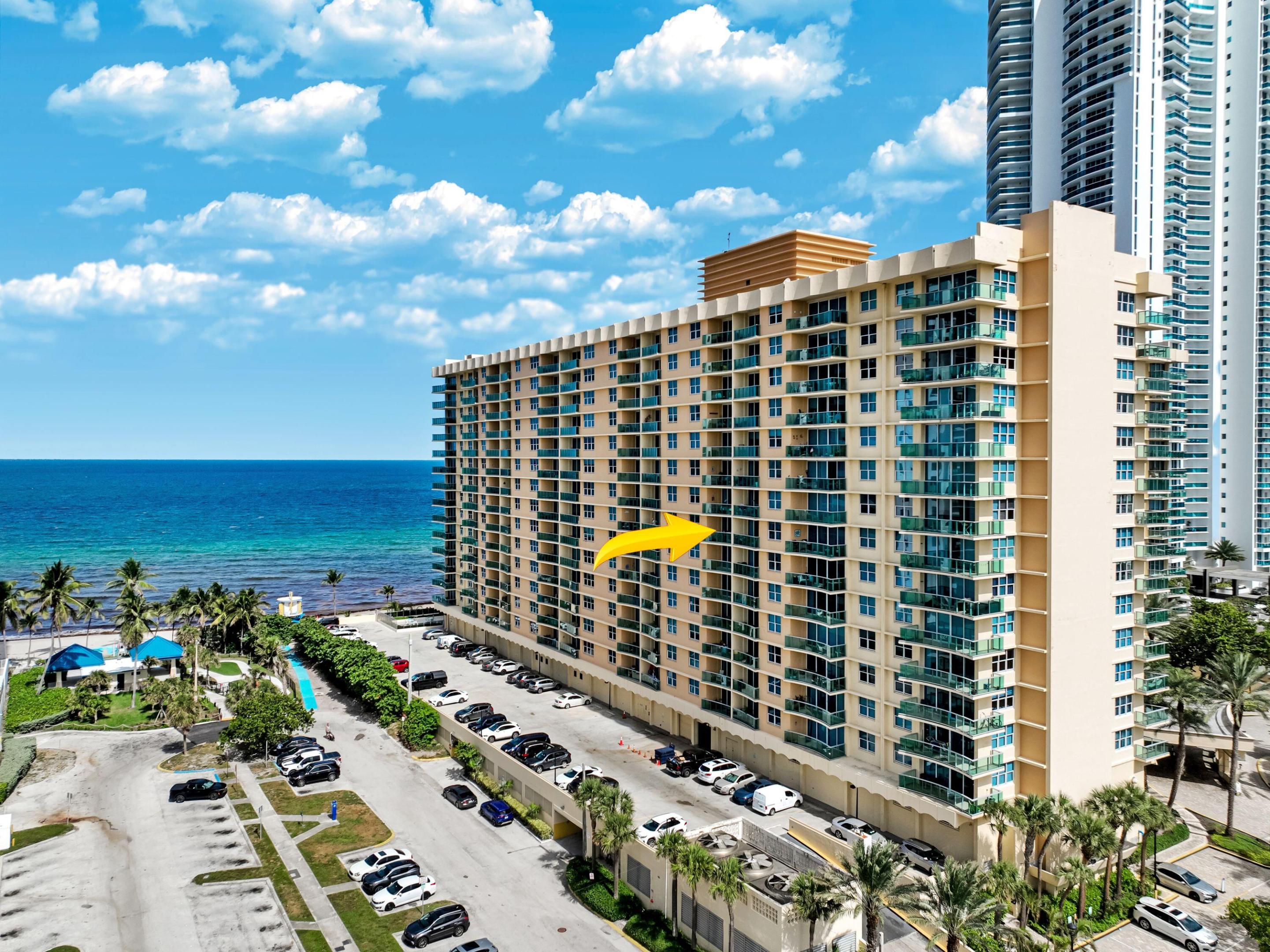 WAVE CONDO - Residential