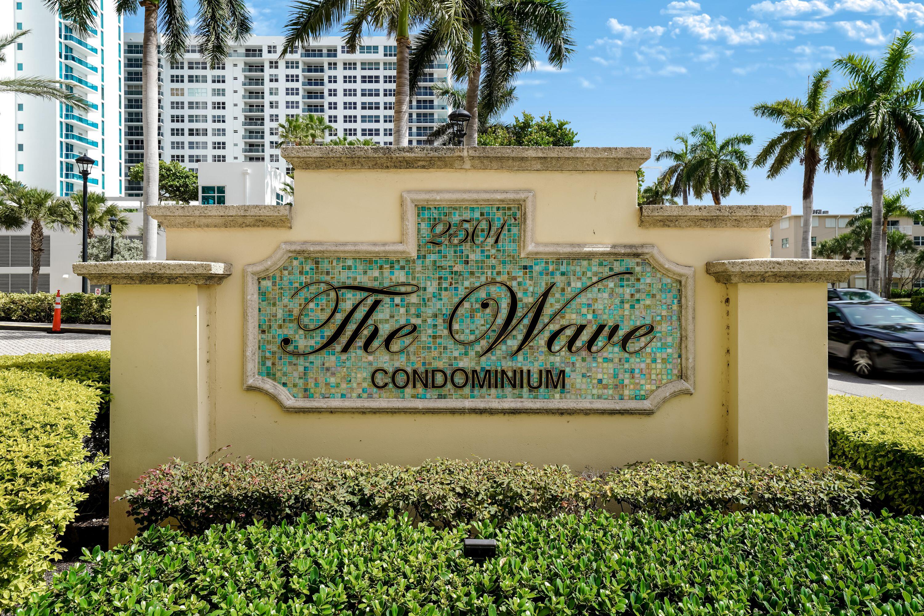 WAVE CONDO - Residential