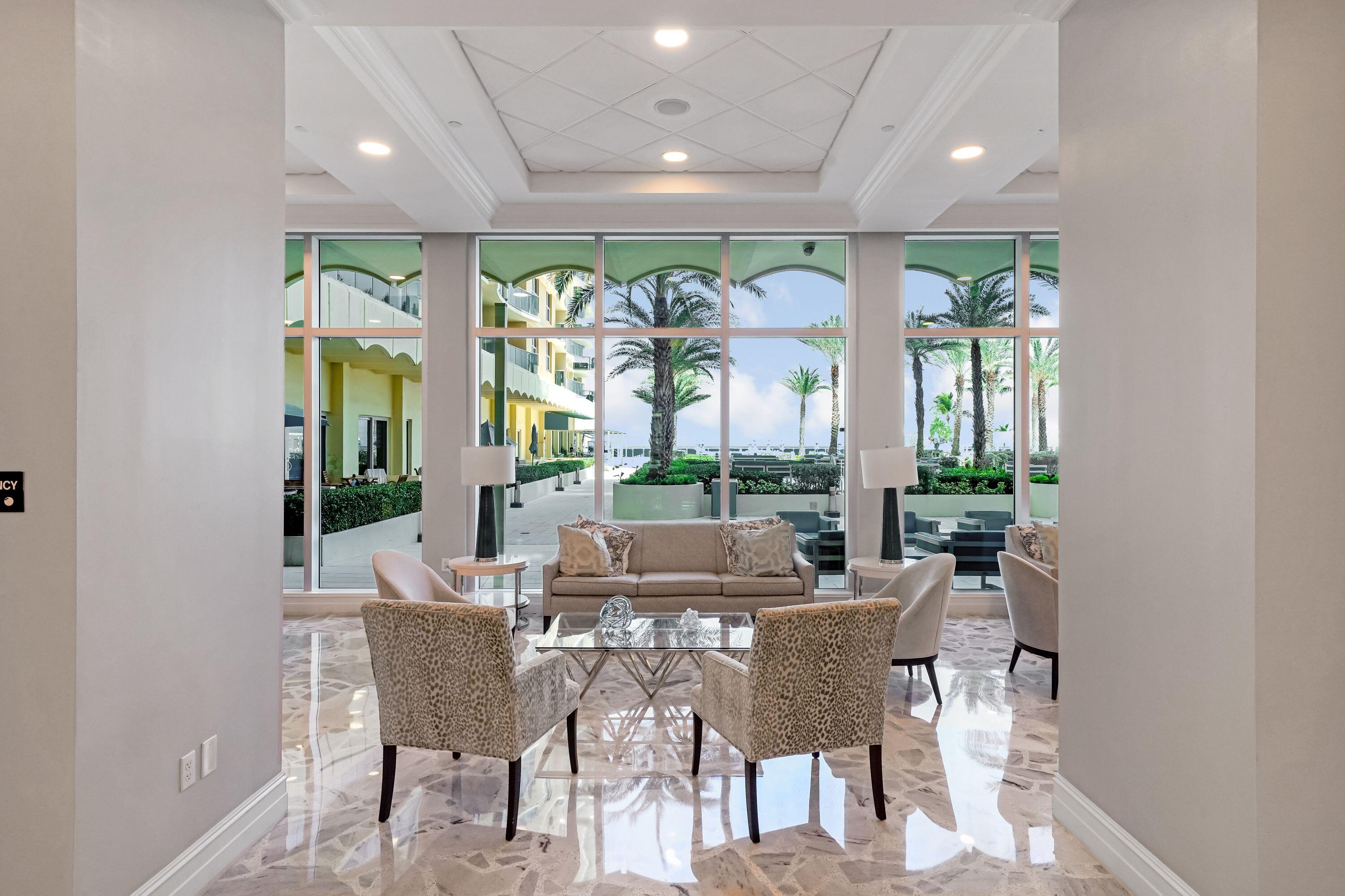 WAVE CONDO - Residential