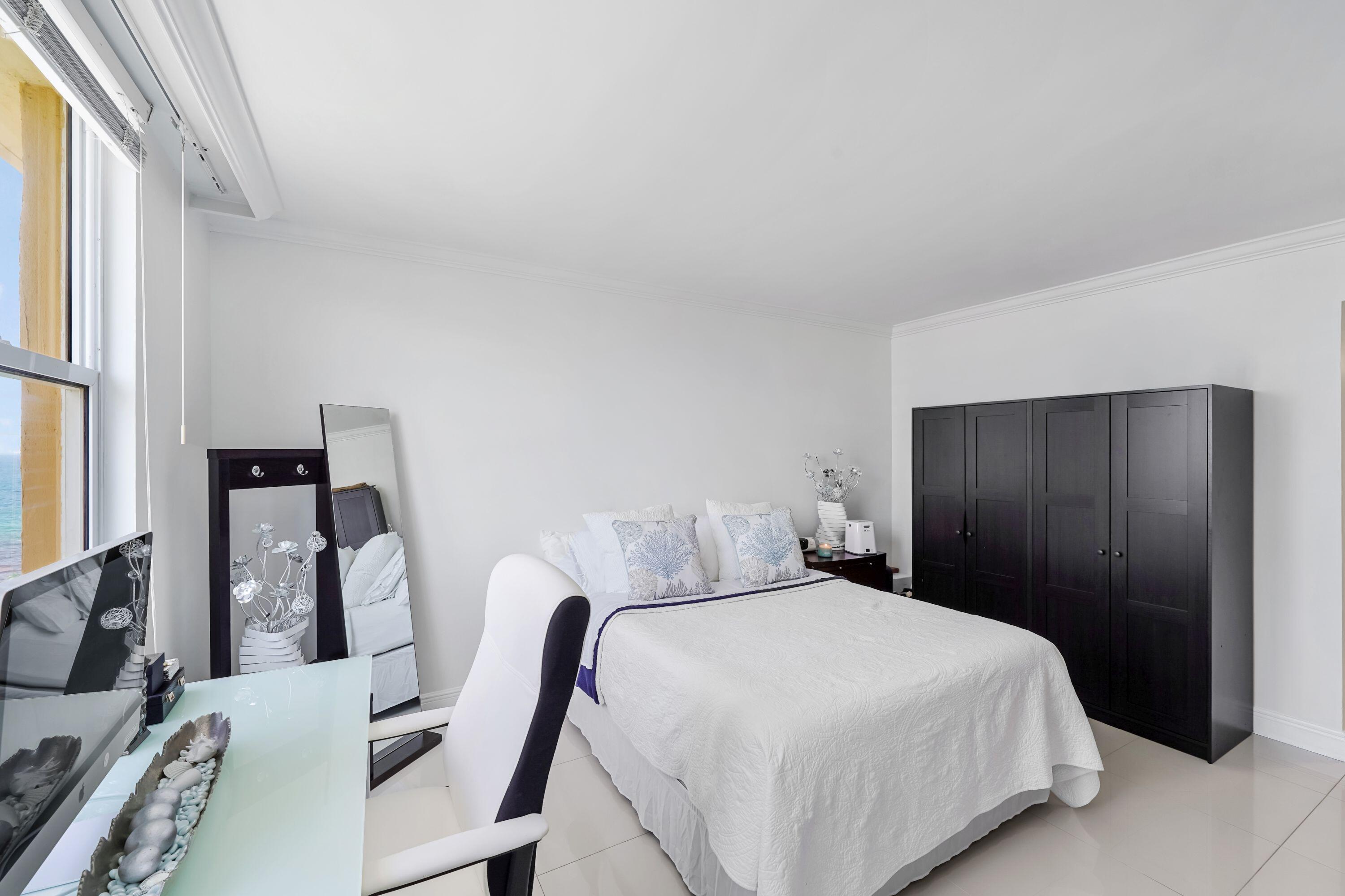 WAVE CONDO - Residential