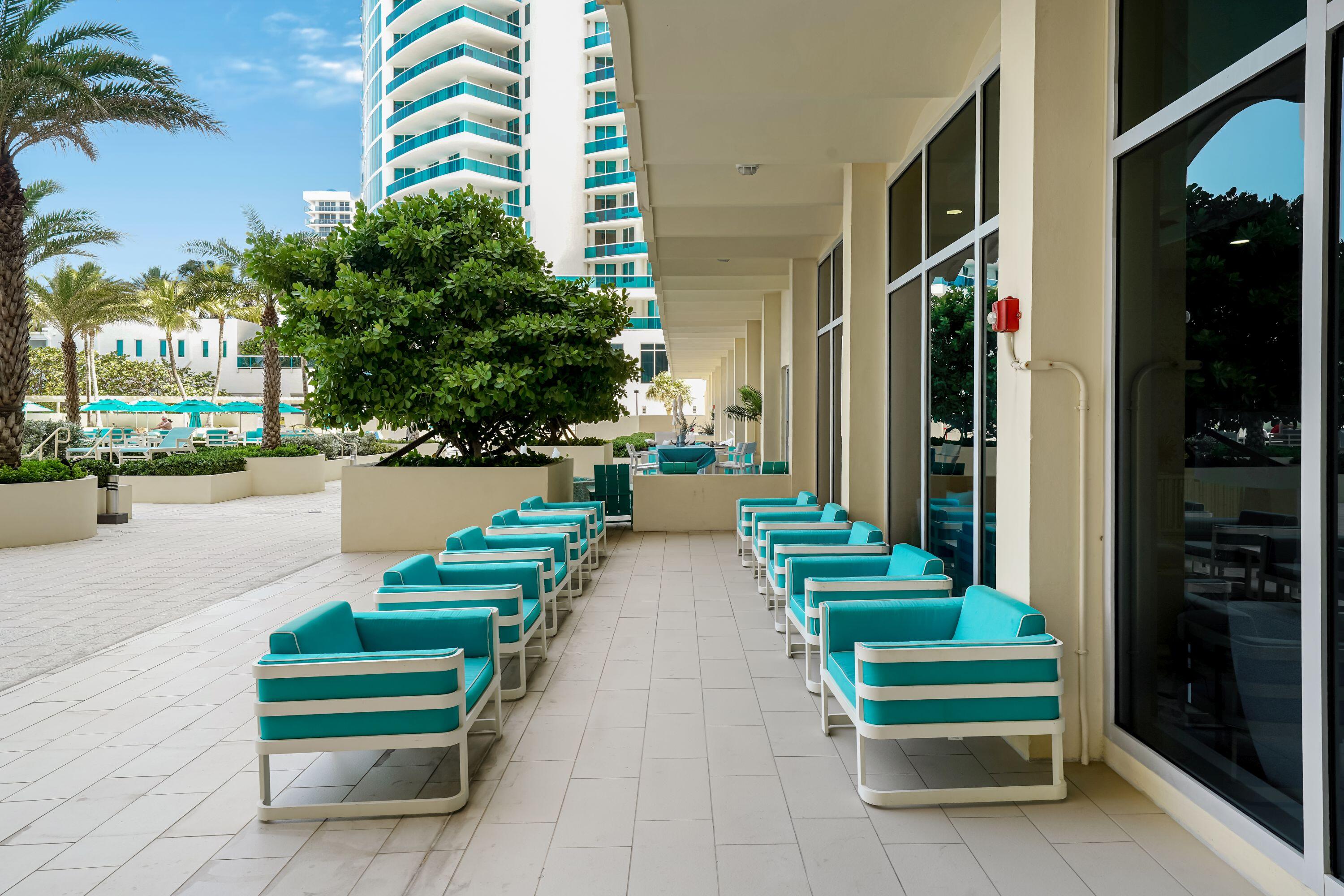 WAVE CONDO - Residential
