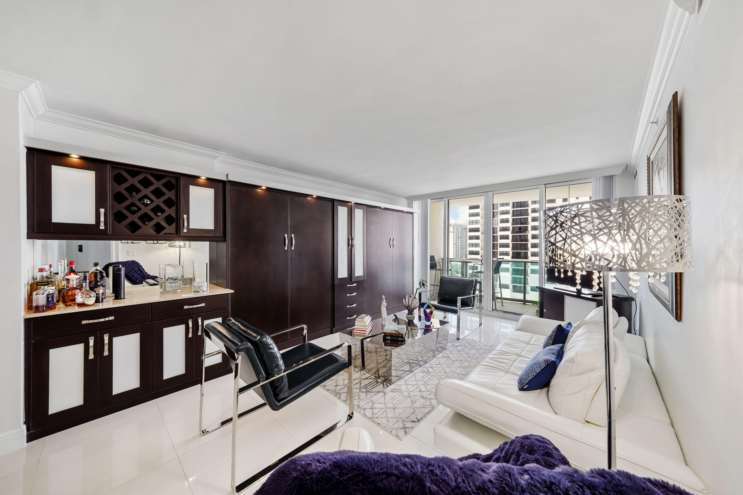 WAVE CONDO - Residential
