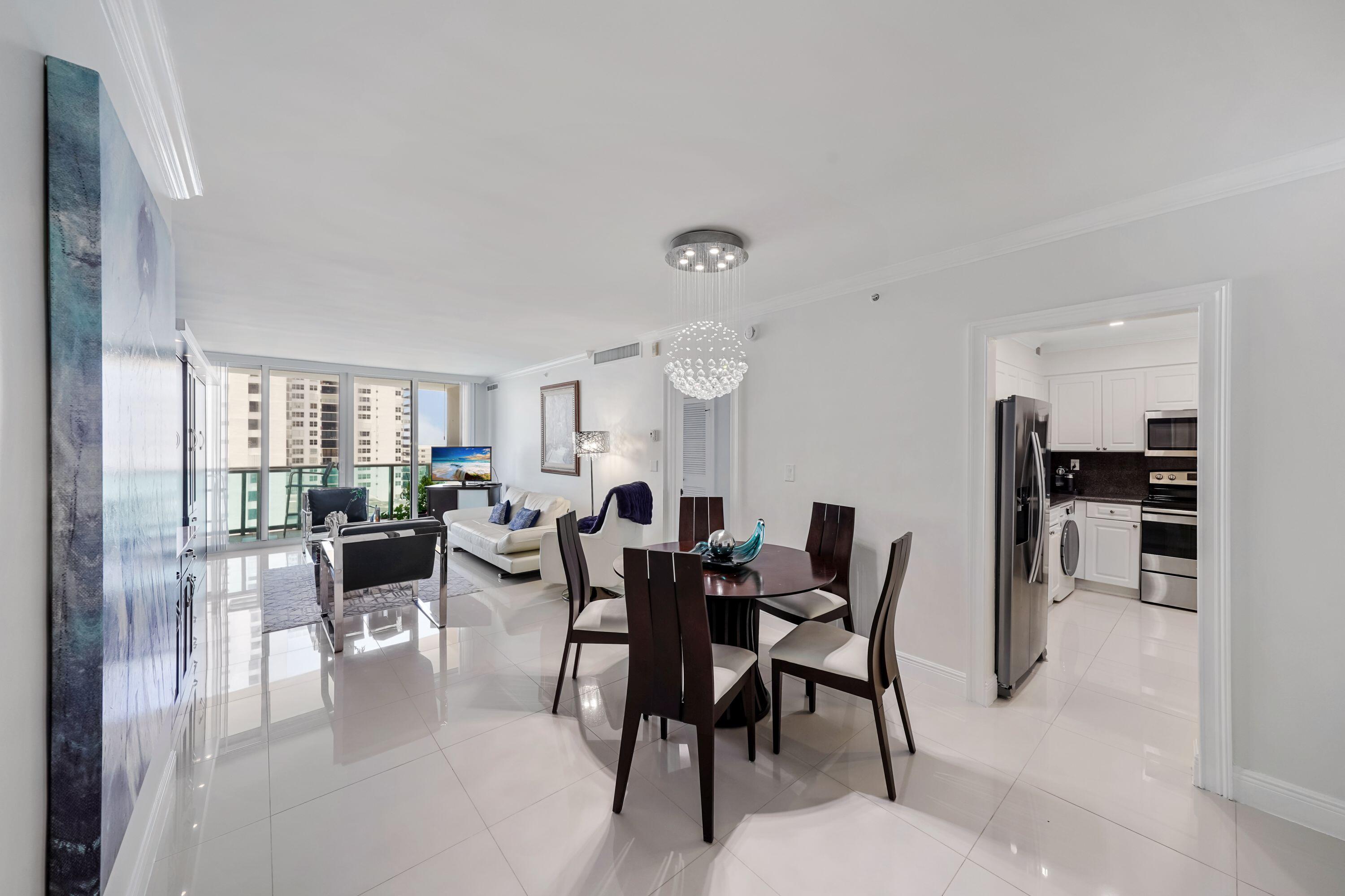 WAVE CONDO - Residential
