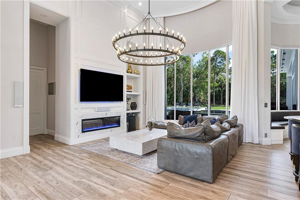 Pinehurst Woods 166-14 B - Residential