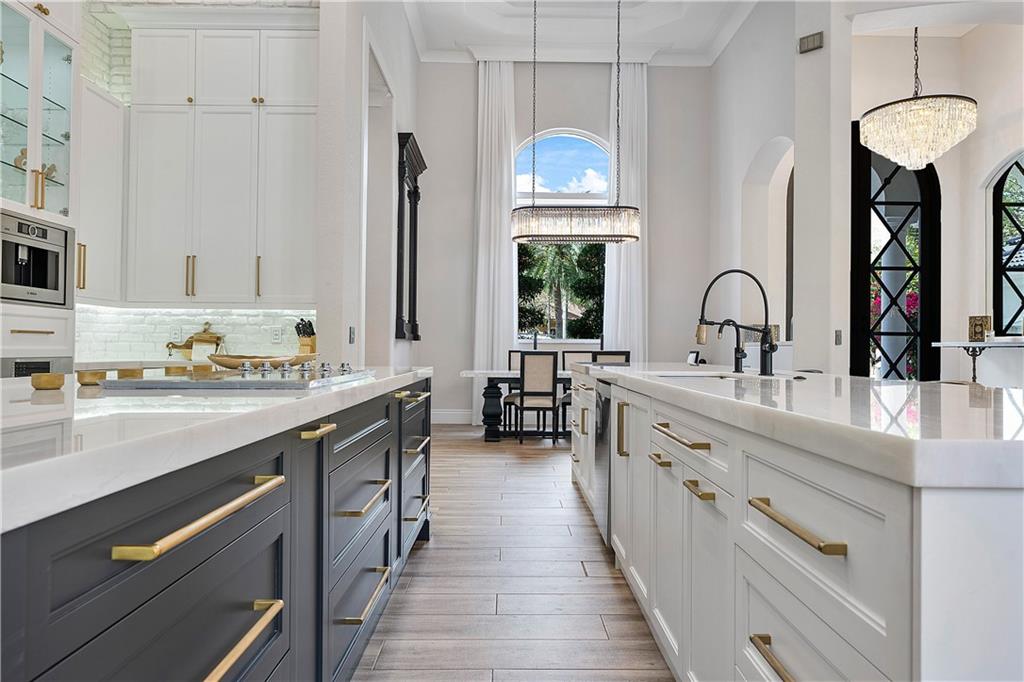 Pinehurst Woods 166-14 B - Residential