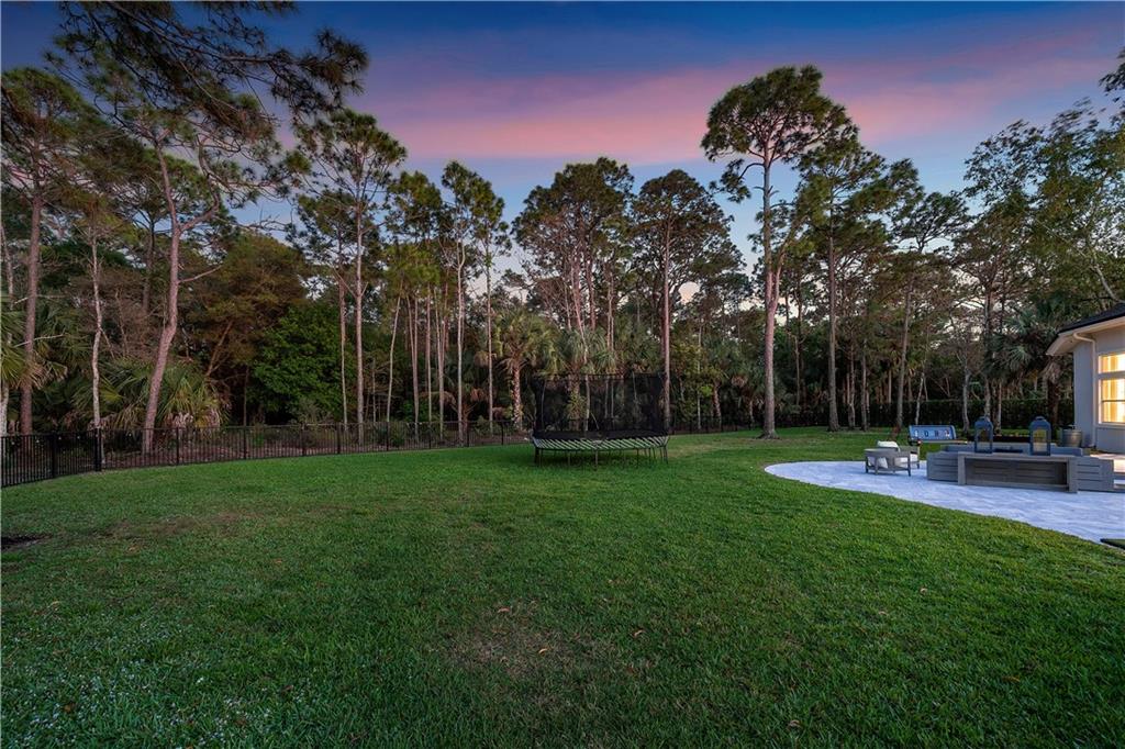 Pinehurst Woods 166-14 B - Residential