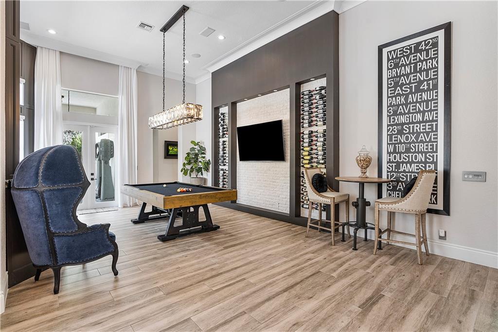 Pinehurst Woods 166-14 B - Residential
