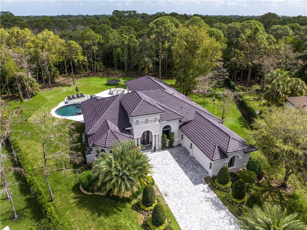 Pinehurst Woods 166-14 B - Residential
