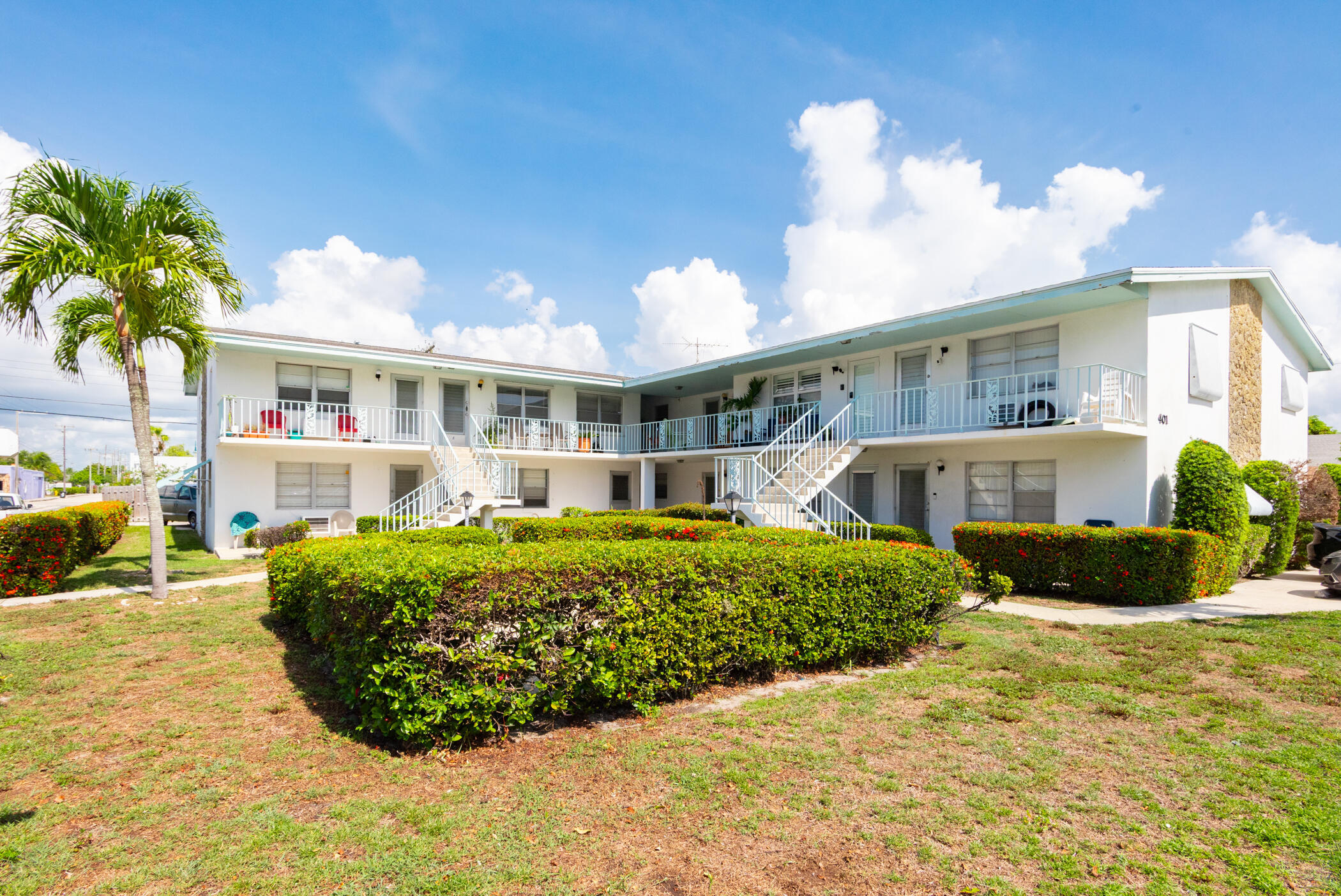 HOVIANNA APTS CONDO - Residential