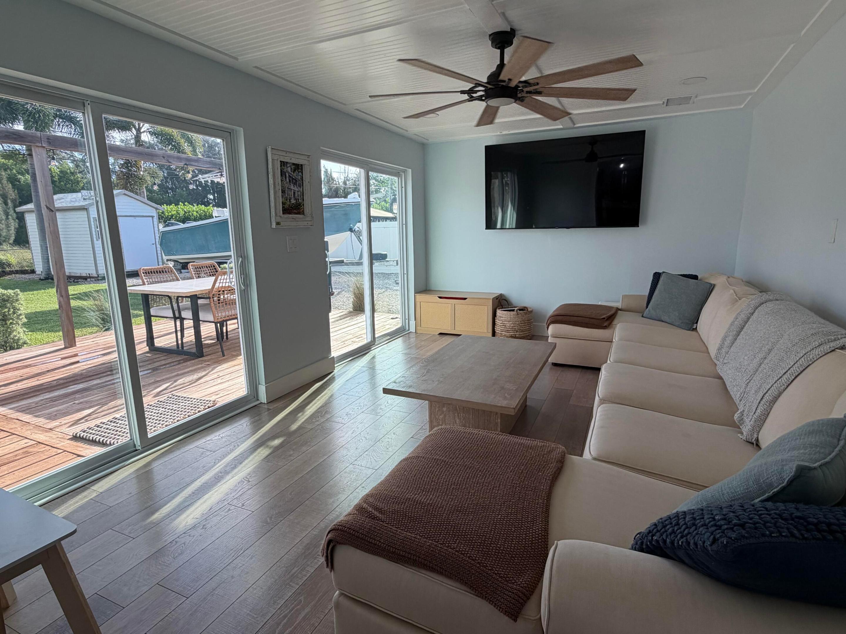 BAHAMA HEIGHTS 3 - Residential Lease