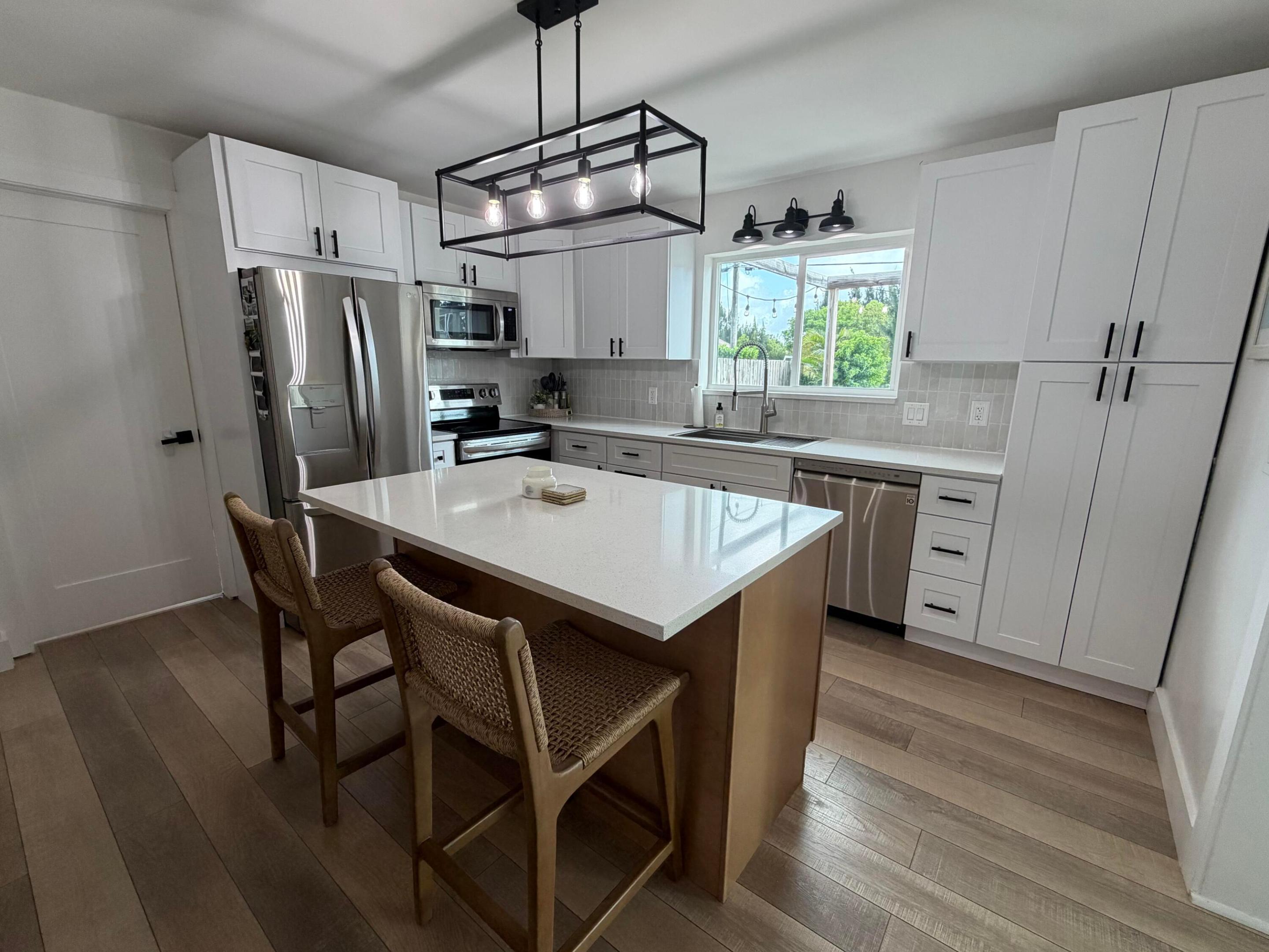 BAHAMA HEIGHTS 3 - Residential Lease