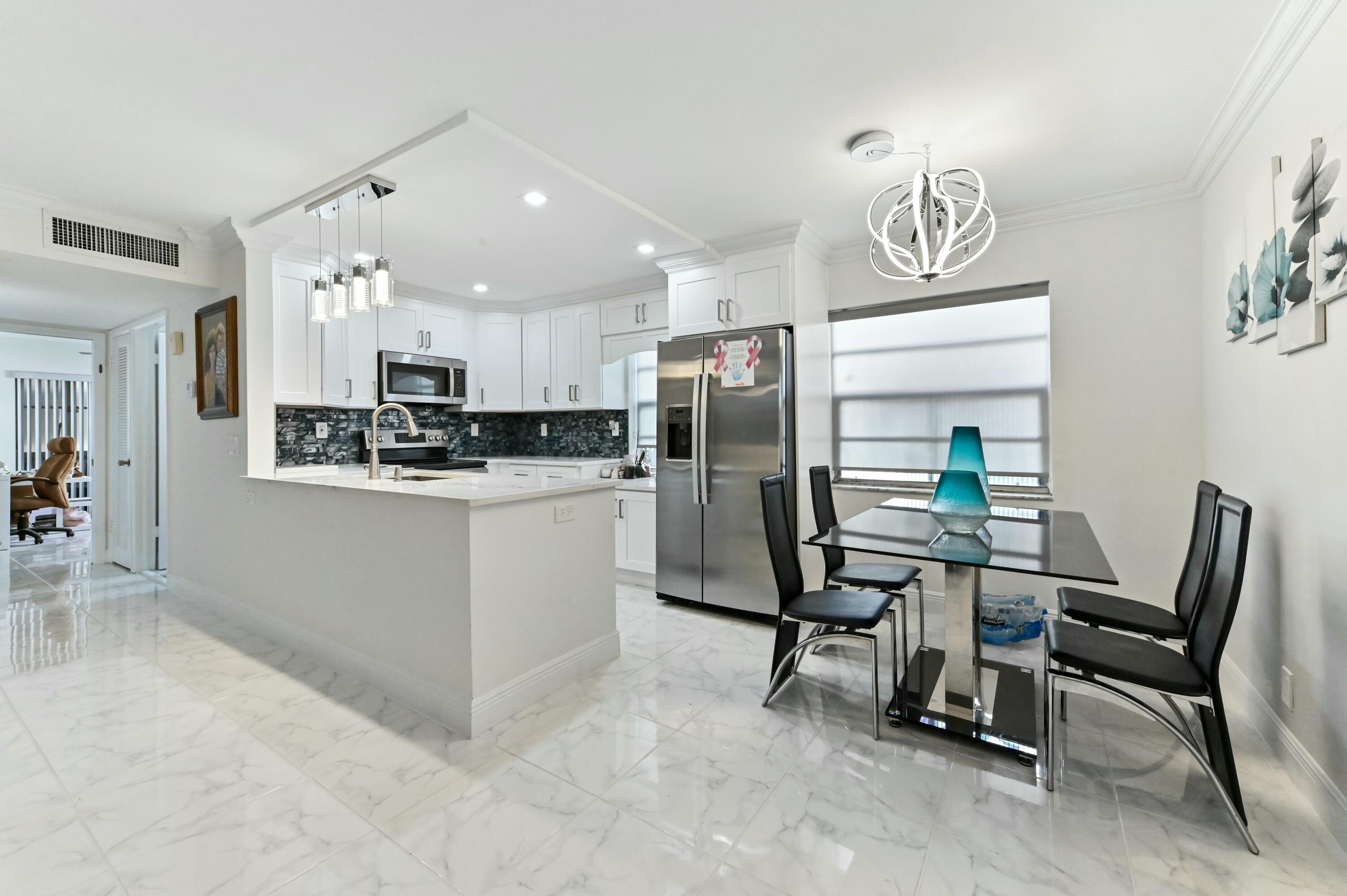 KINGS POINT - Residential Lease
