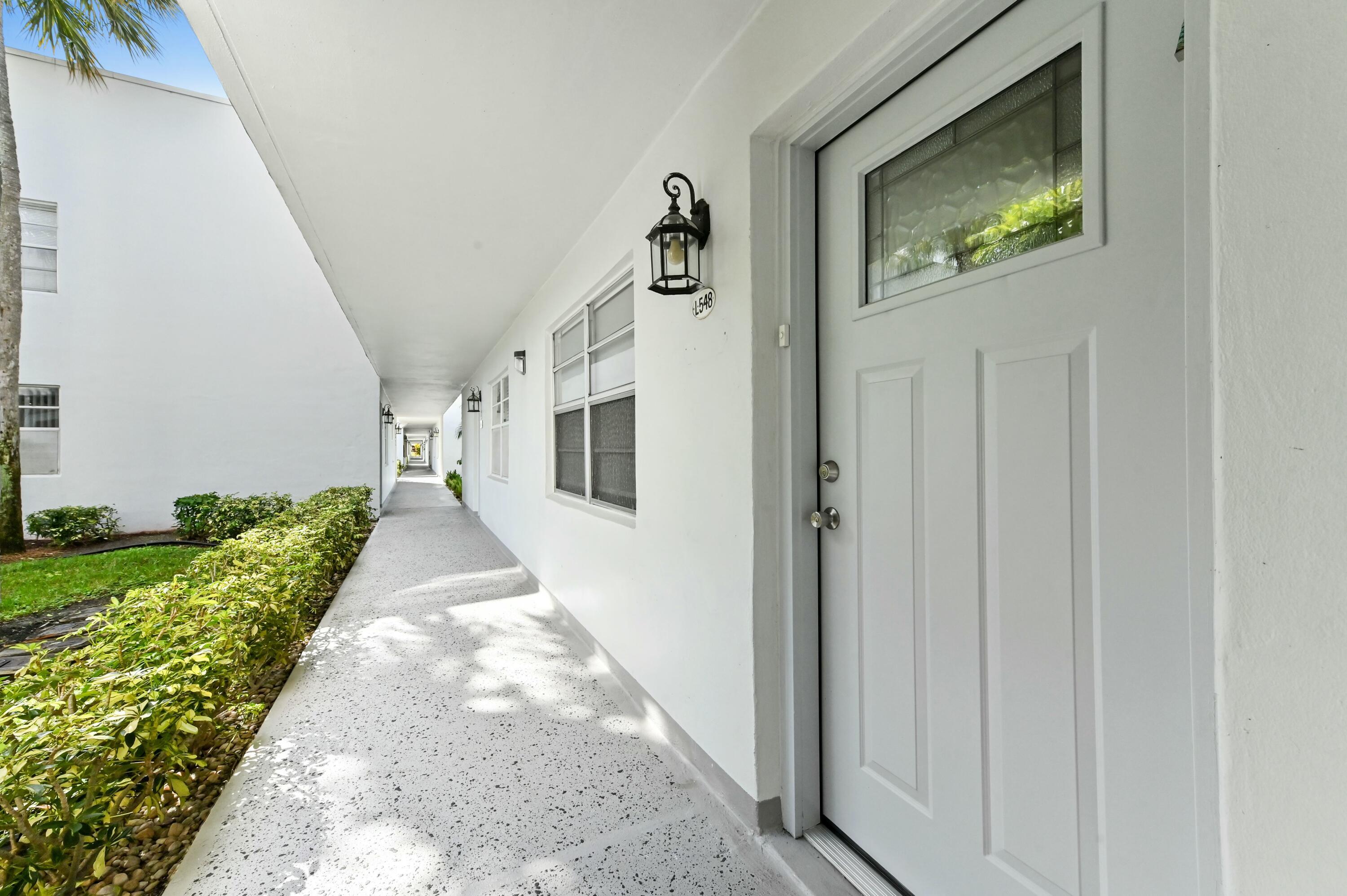 KINGS POINT - Residential Lease