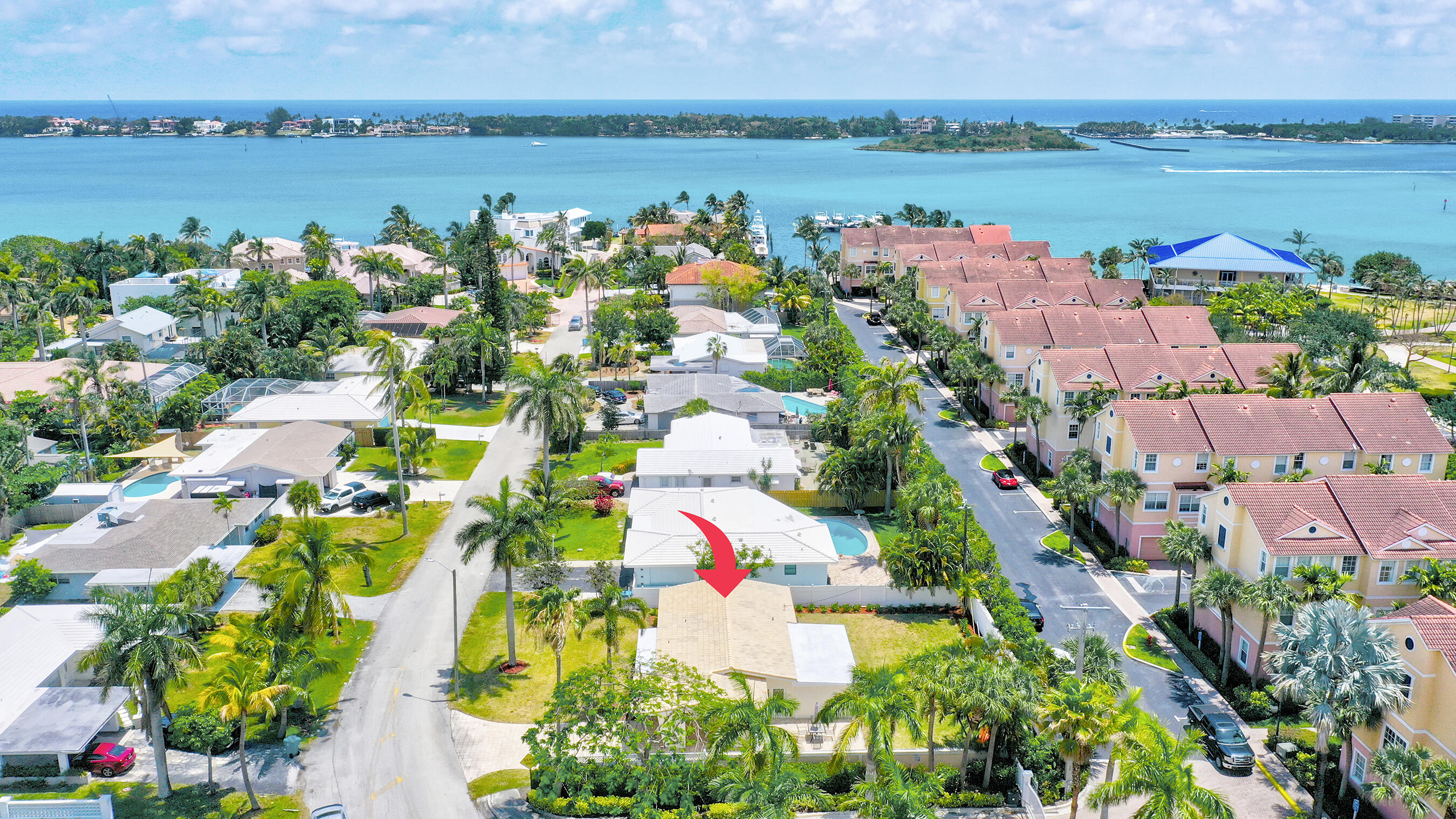 LAS PALMAS PARK - Residential Lease