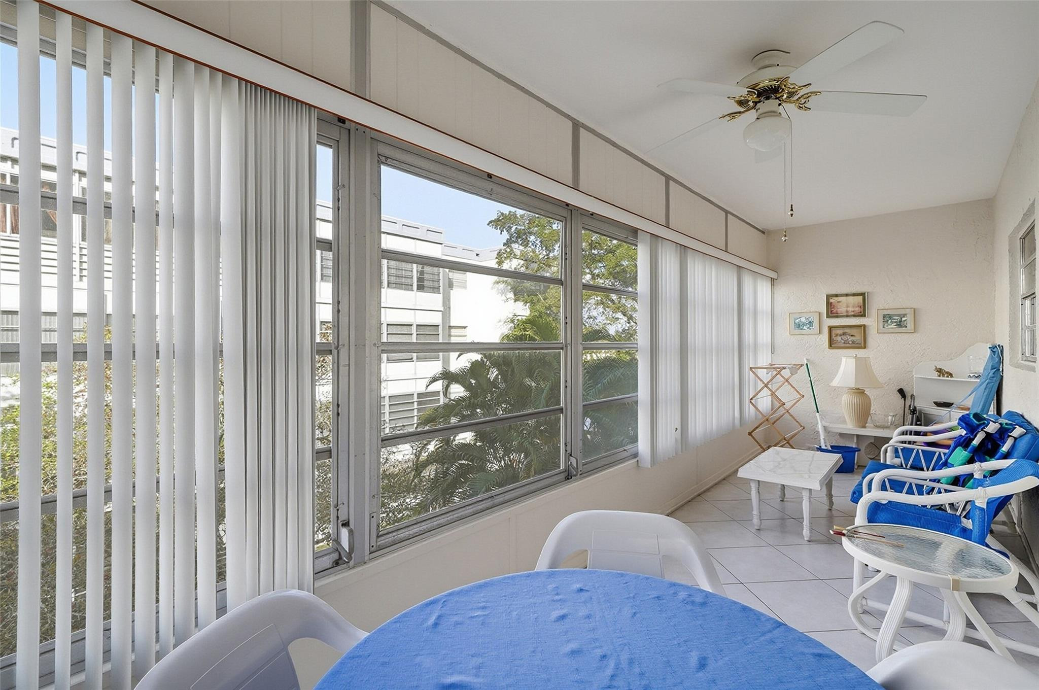 TOPAZ SOUTH CONDO - Residential