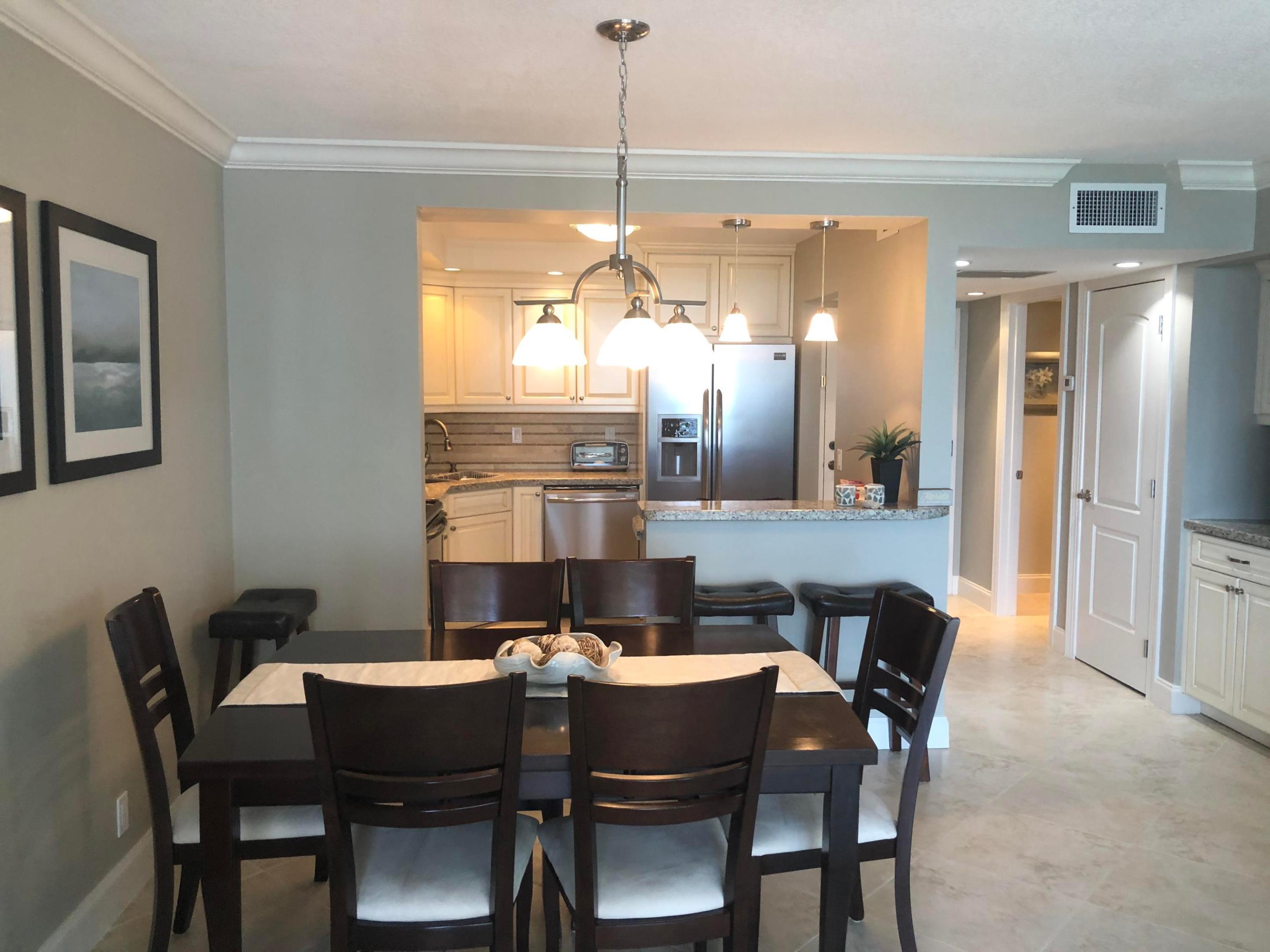 AQUARIUS CONDO - Residential