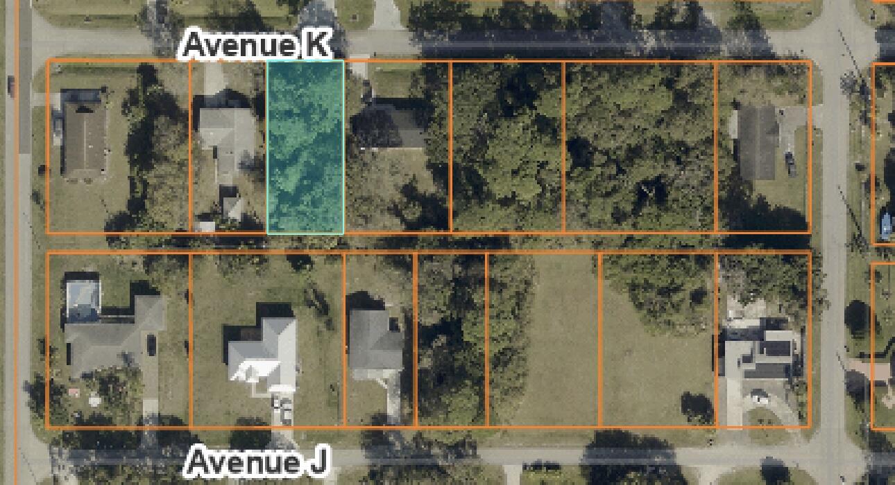 Great opportunity to own a buildable vacant residential lot in the growing Fort Pierce area. Whether you're looking to build your future home or add to your investment portfolio, this property offers excellent potential for development. Conveniently located near shopping, schools, restaurants, beaches, and major highways for easy commuting. Don't miss the chance to invest in an area experiencing continued growth and development.