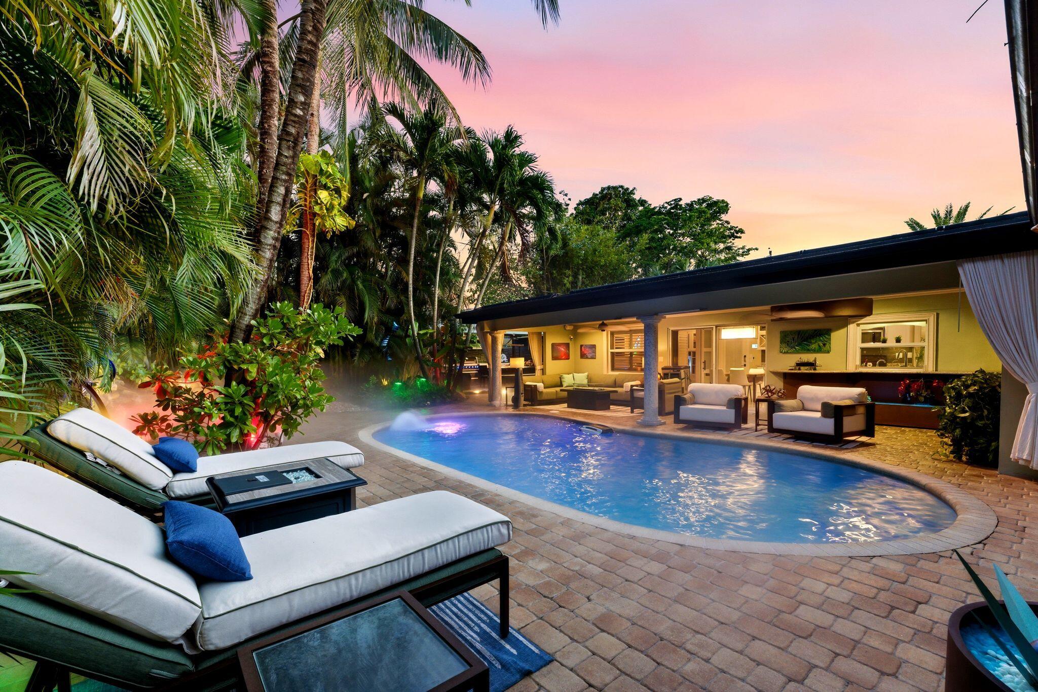 JENADA ISLE - Residential
