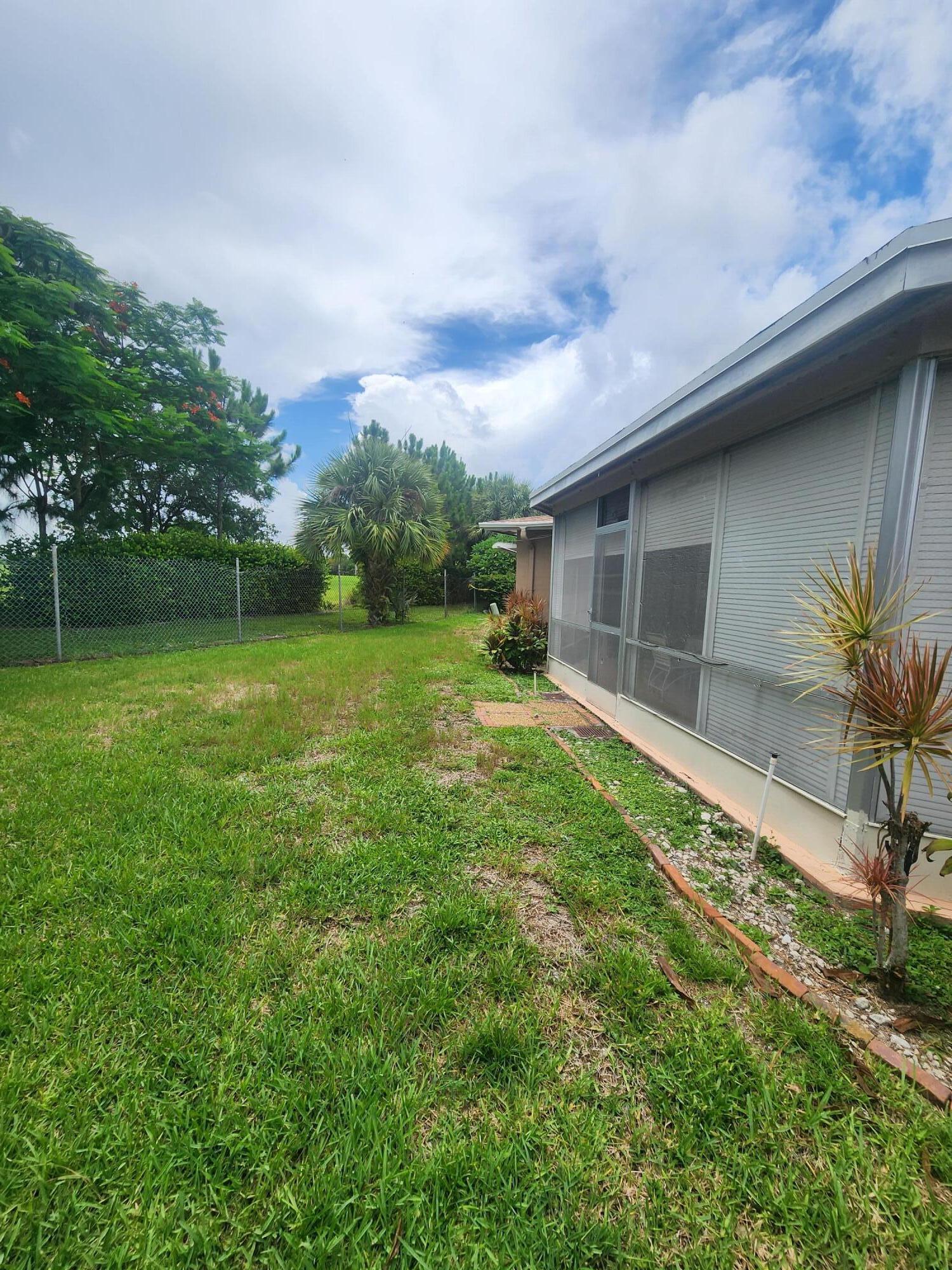CRYSTAL LAKE 4TH SEC - Residential