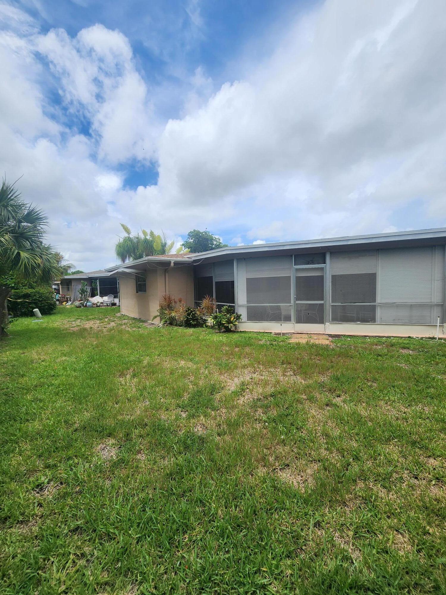 CRYSTAL LAKE 4TH SEC - Residential