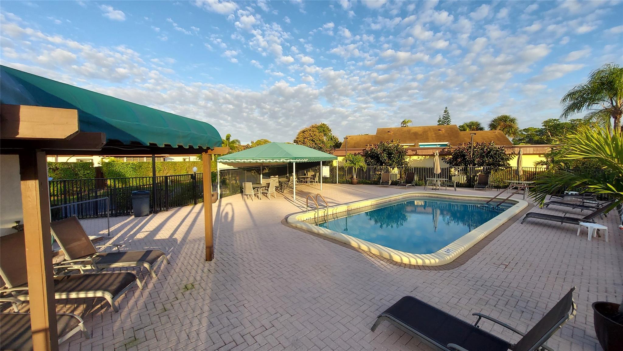 Poinciana Place Ph 02a - Residential