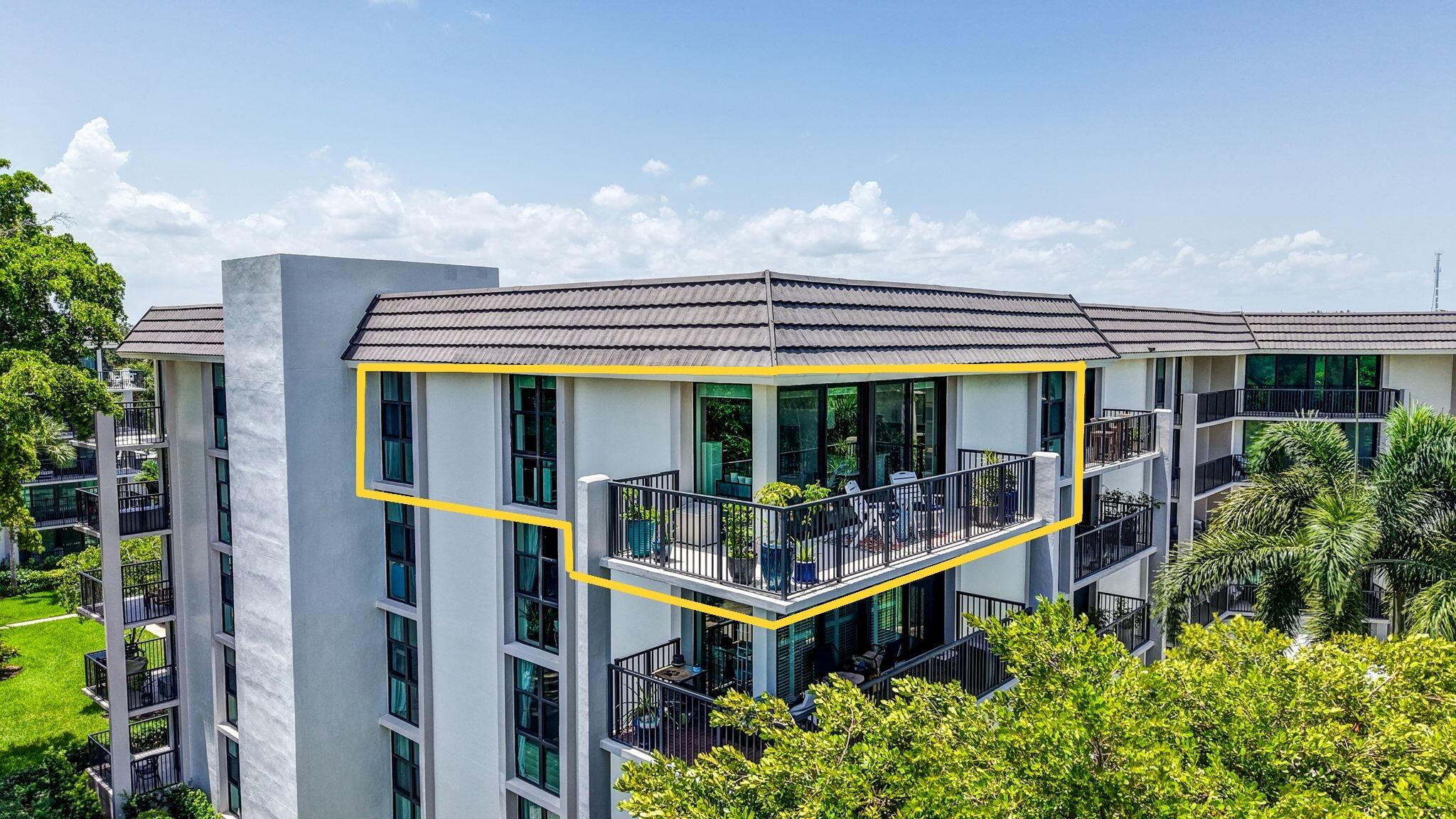 RIVER REACH CONDOMINIUM V - Residential