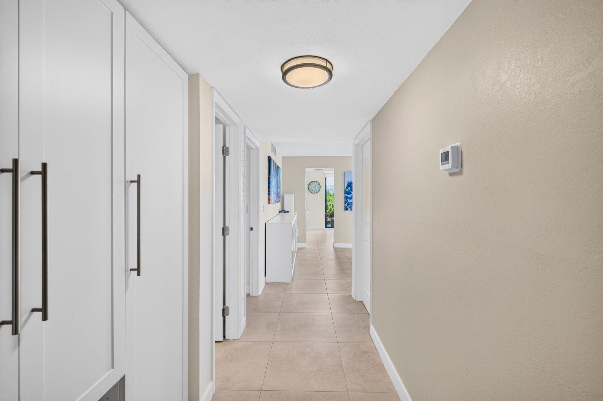 RIVER REACH CONDOMINIUM V - Residential