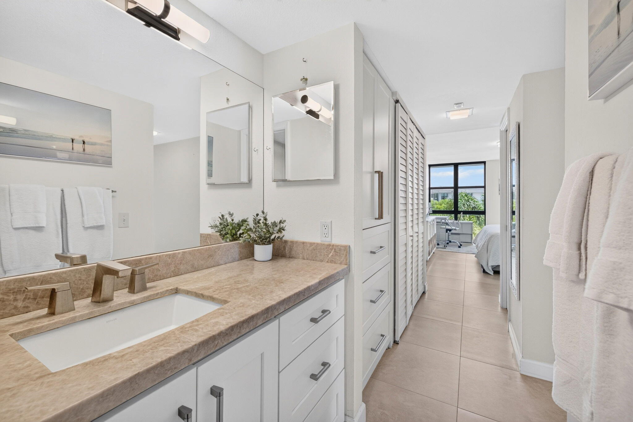 RIVER REACH CONDOMINIUM V - Residential