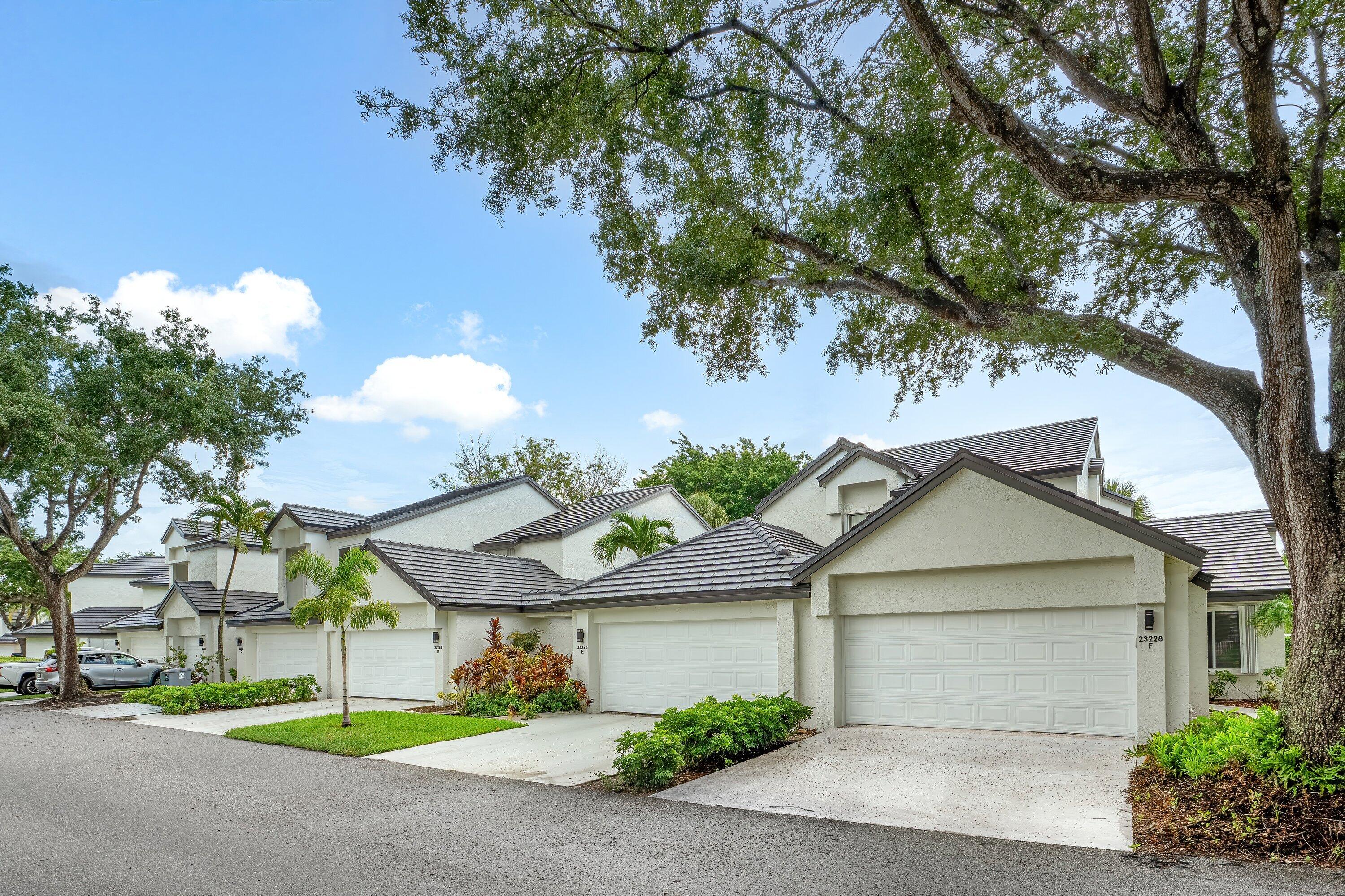 ISLES OF BOCA CONDOS ONE - Residential