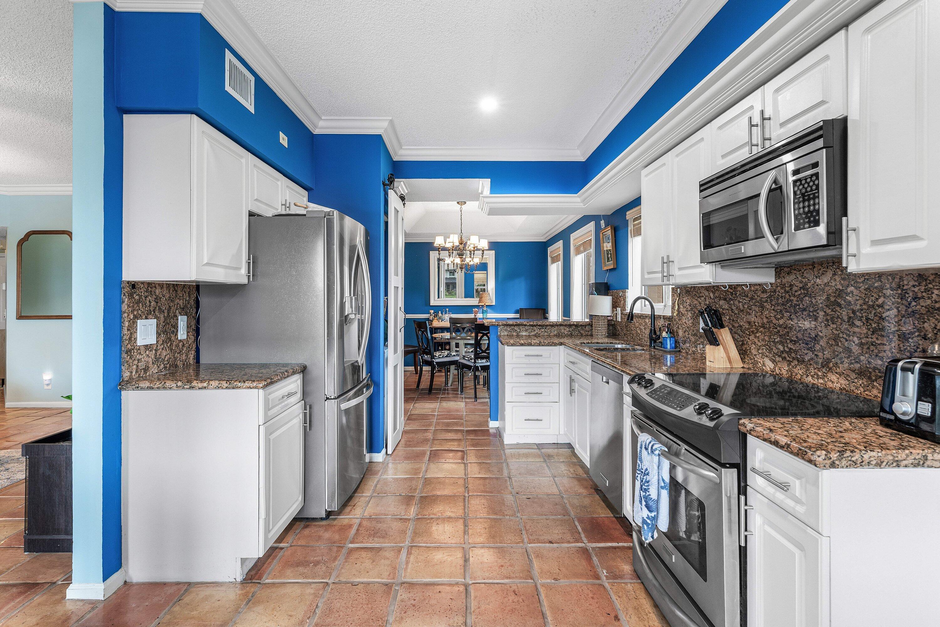 ISLES OF BOCA CONDOS ONE - Residential