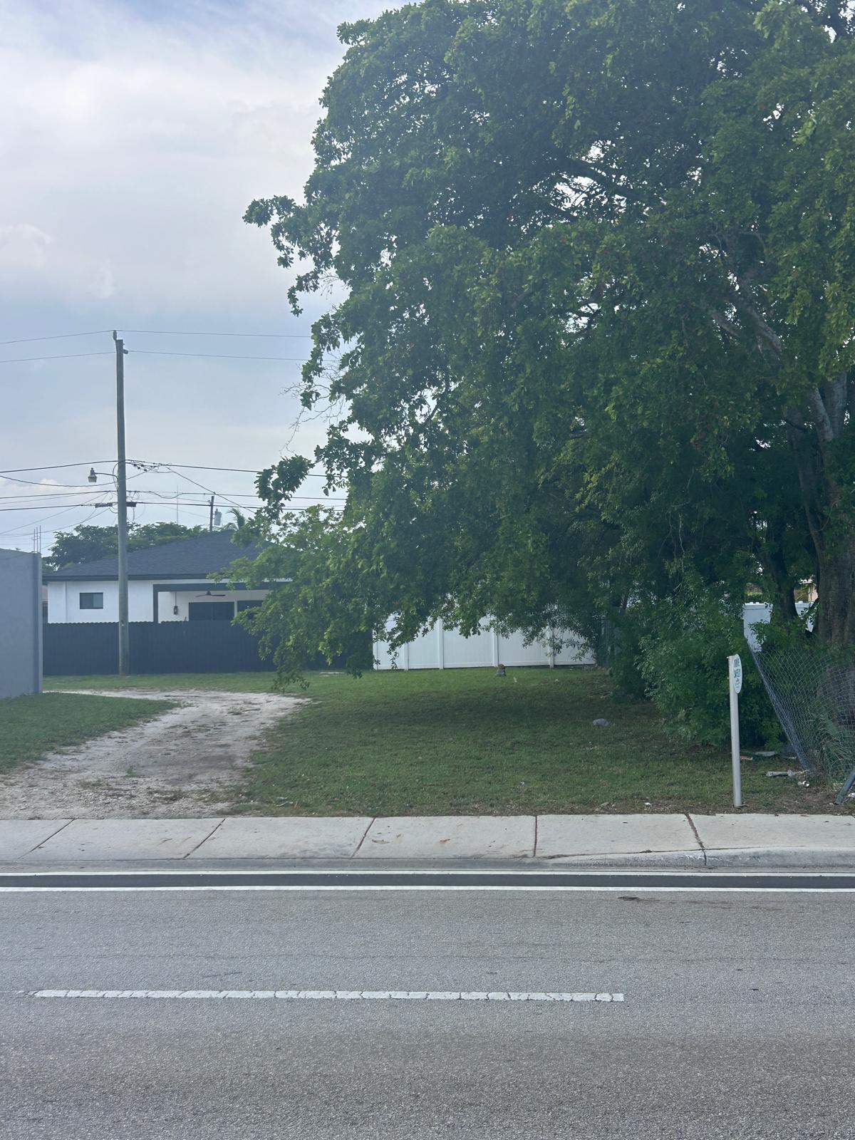 WASHINGTON PARK HALLANDALE ADD - Land