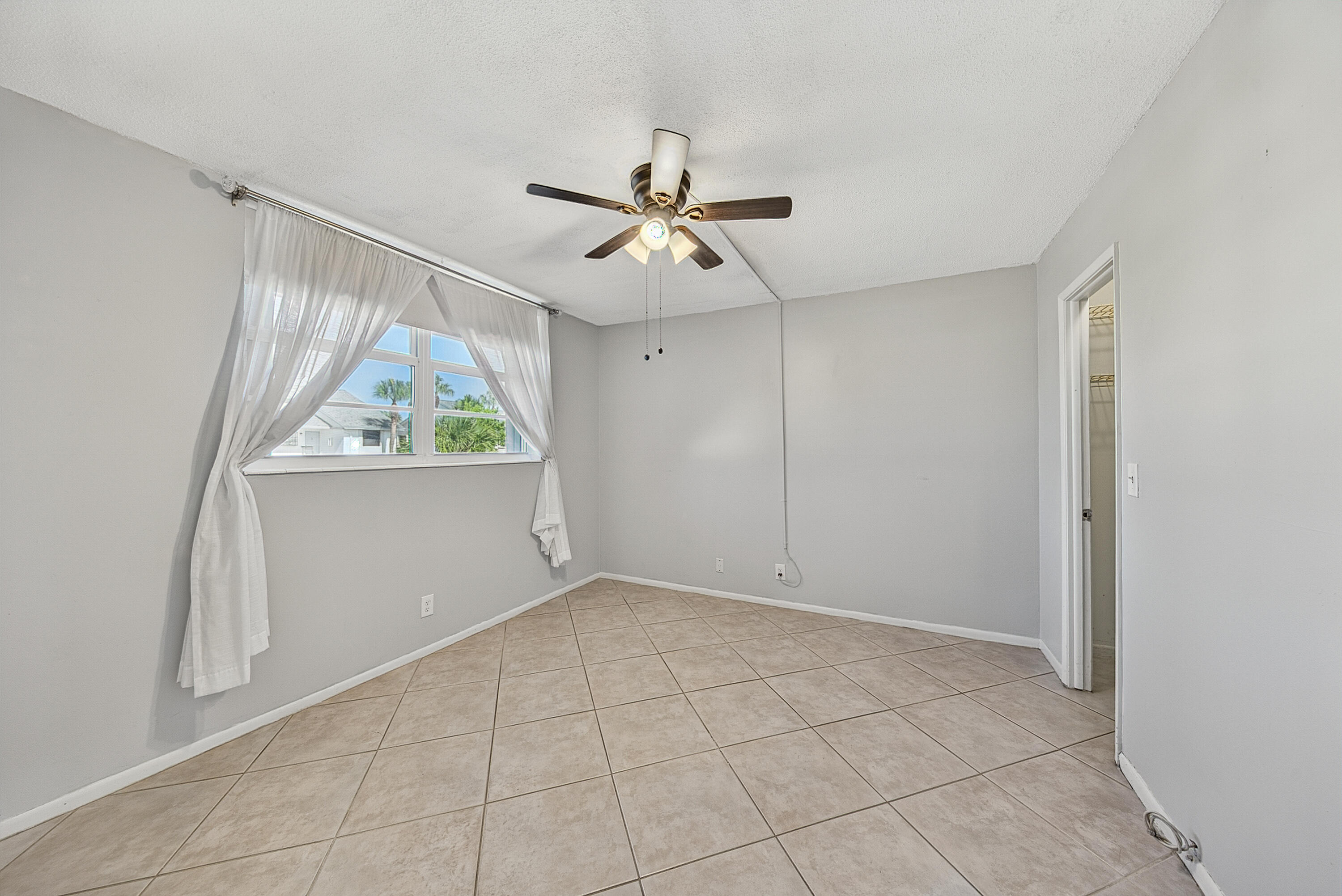 DEERFIELD BEACH GARDENS CONDO - Residential