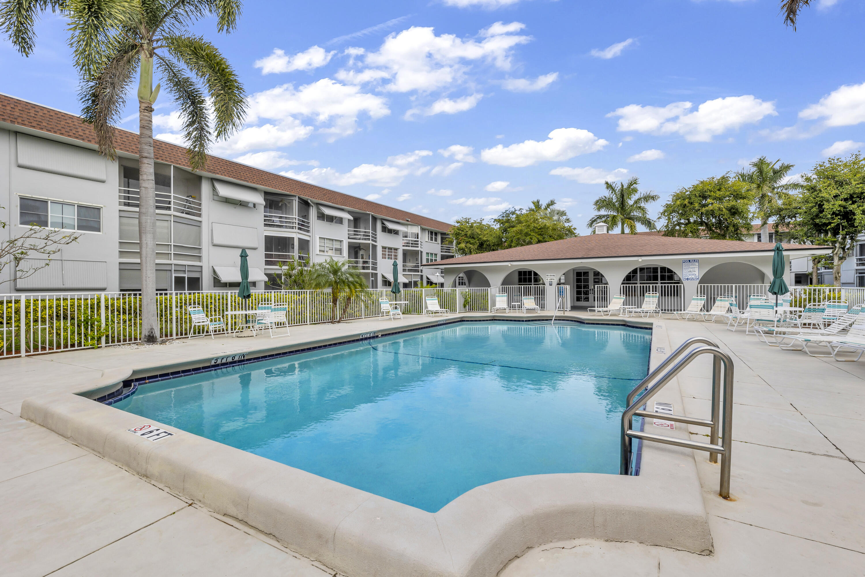 DEERFIELD BEACH GARDENS CONDO - Residential