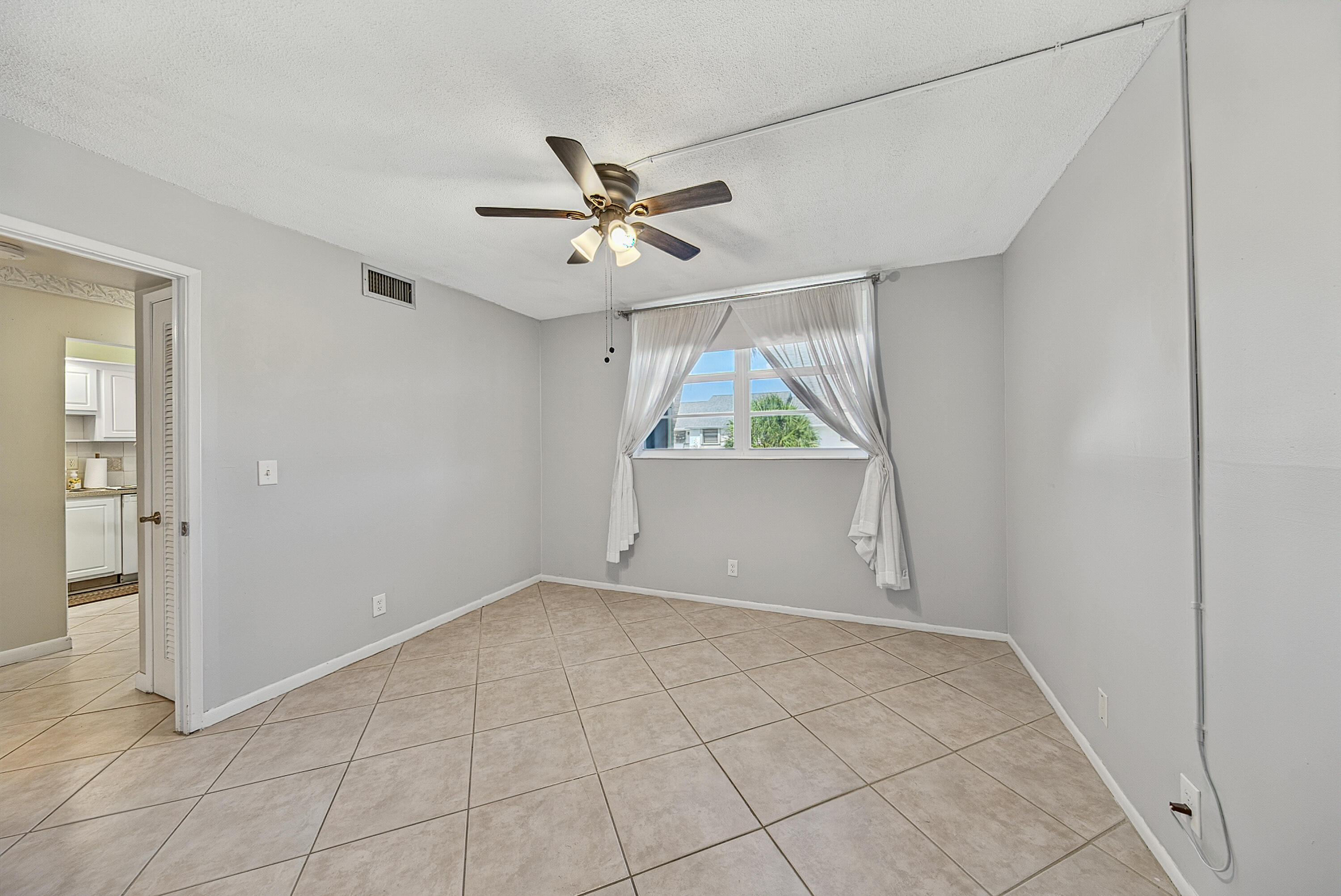 DEERFIELD BEACH GARDENS CONDO - Residential
