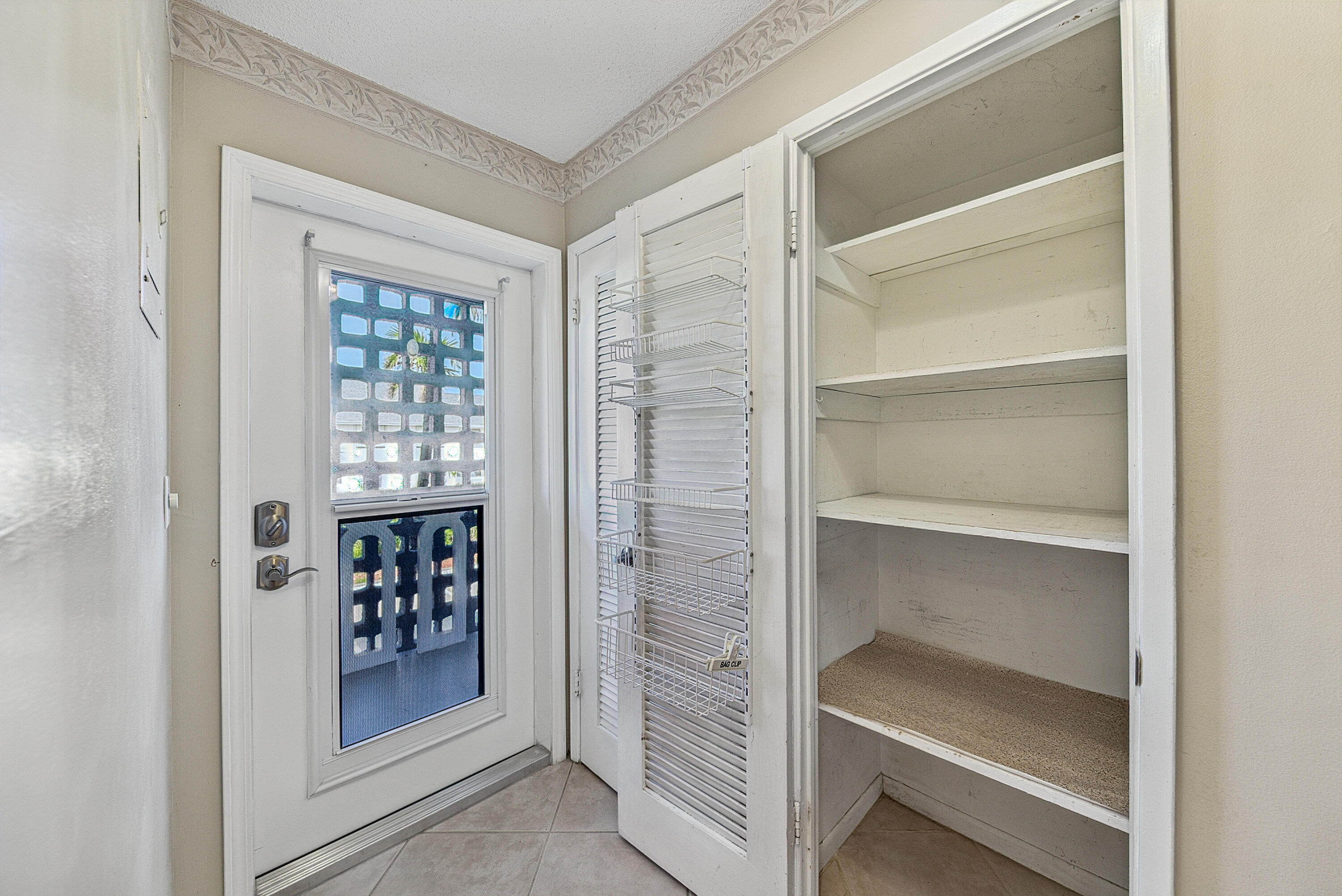 DEERFIELD BEACH GARDENS CONDO - Residential