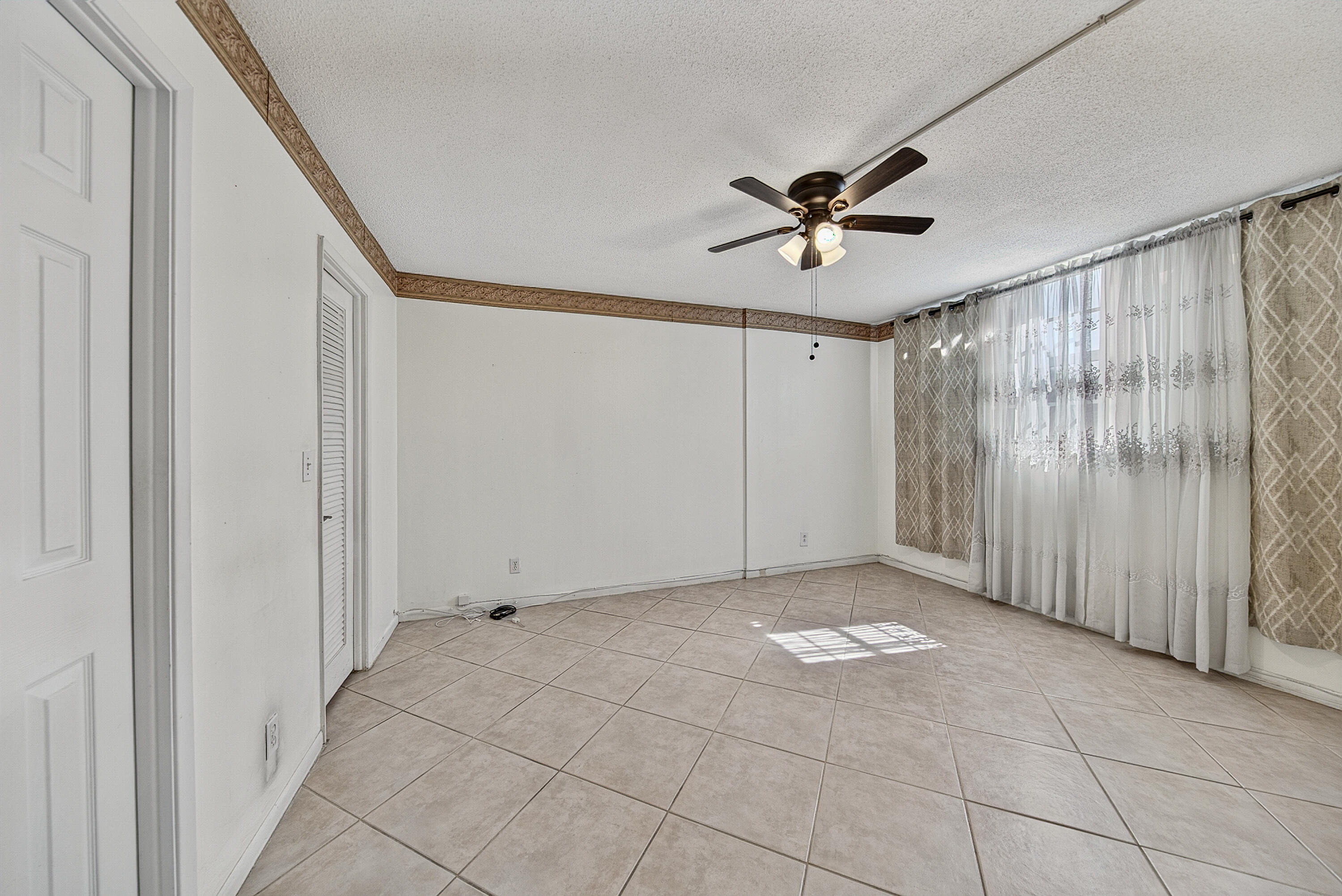 DEERFIELD BEACH GARDENS CONDO - Residential