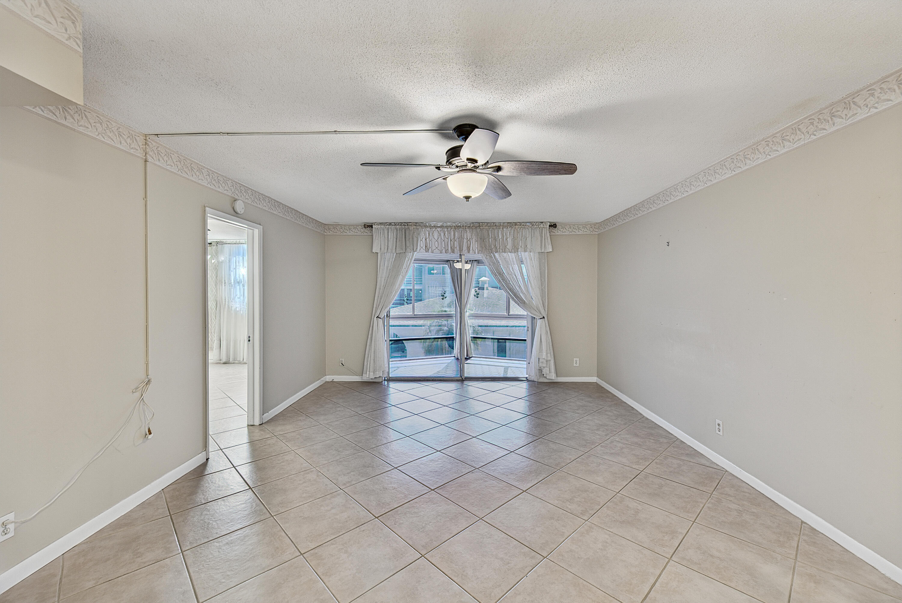 DEERFIELD BEACH GARDENS CONDO - Residential