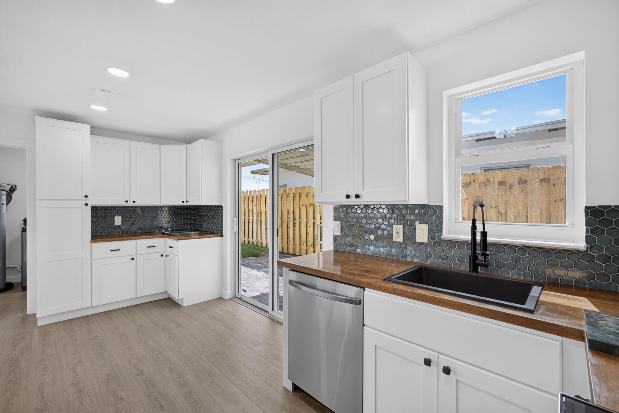 INLET CITY - Residential