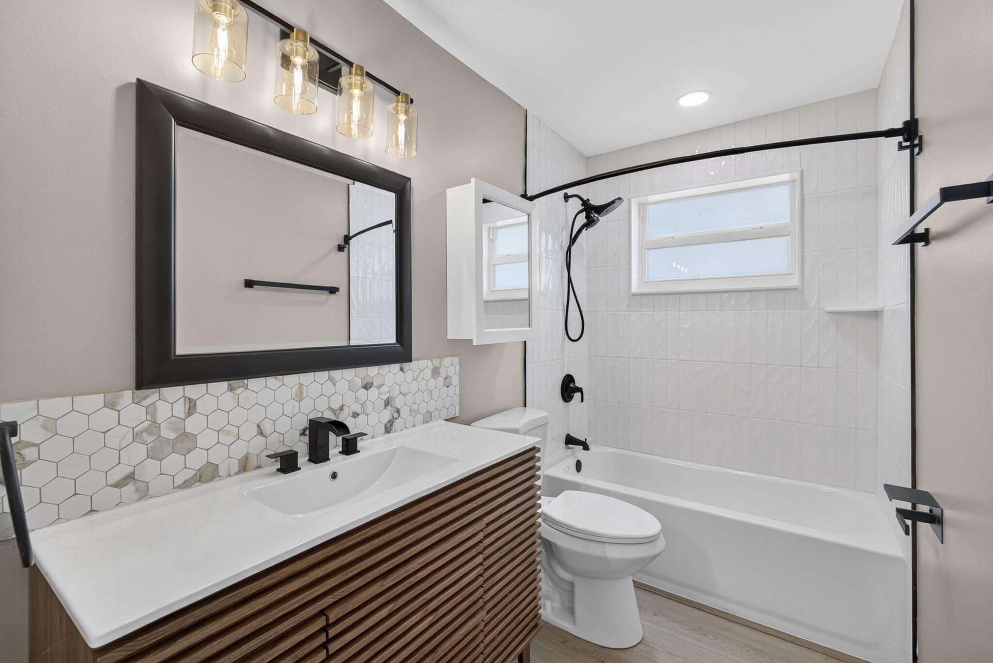 INLET CITY - Residential
