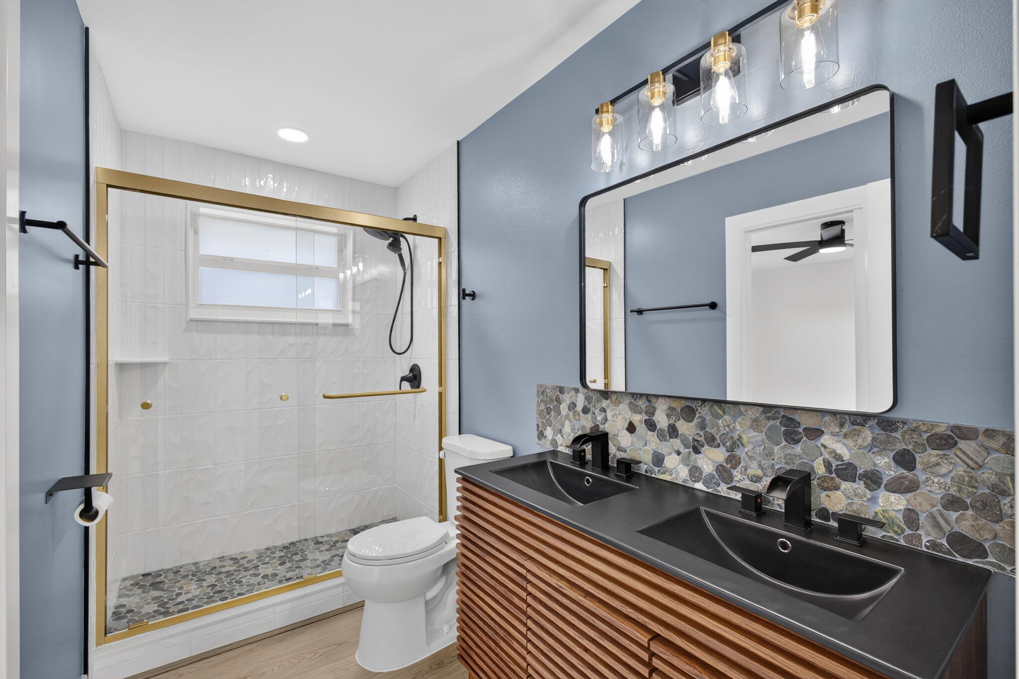 INLET CITY - Residential